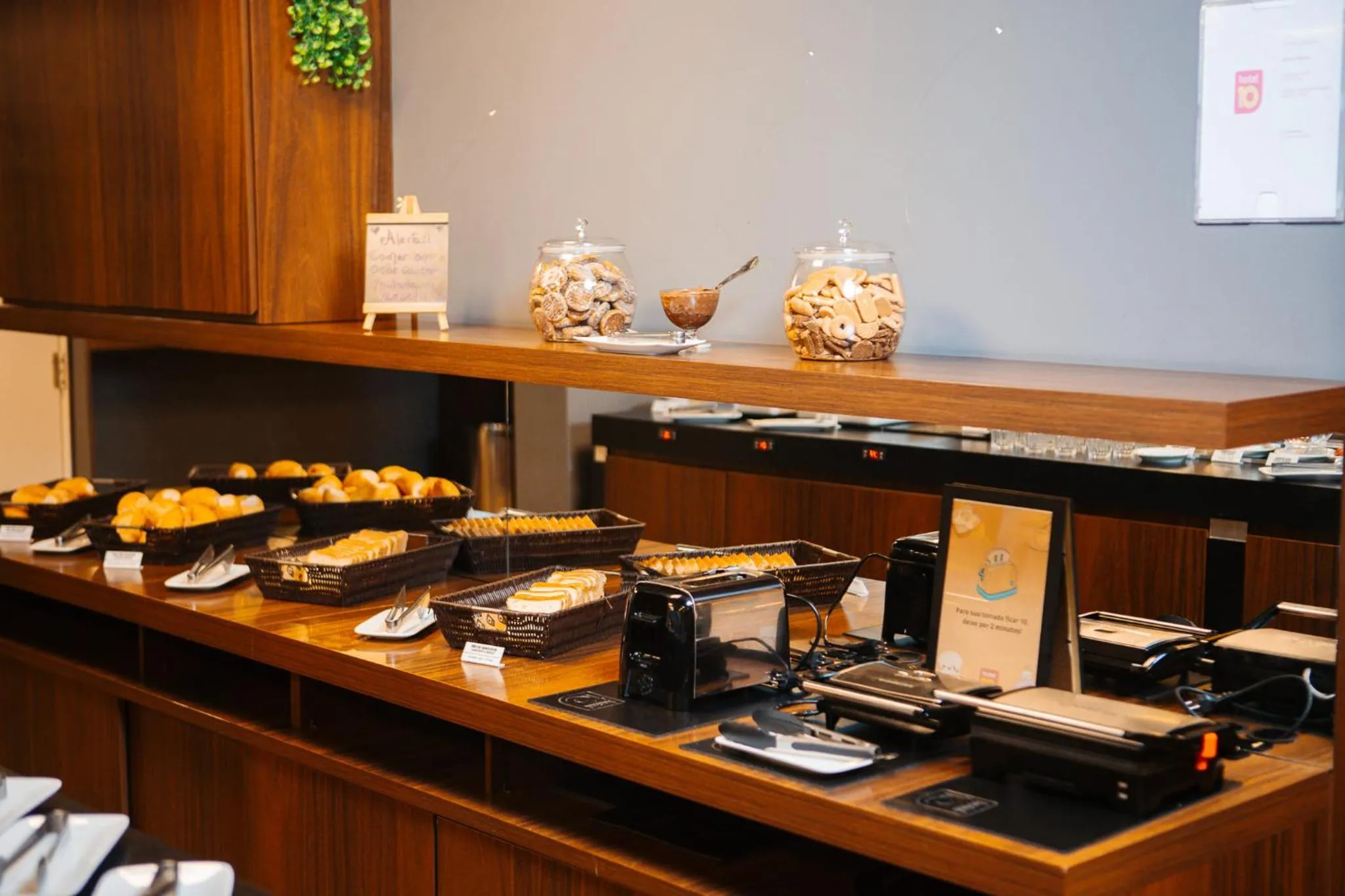 Food and drinks in Hotel 10 Blumenau