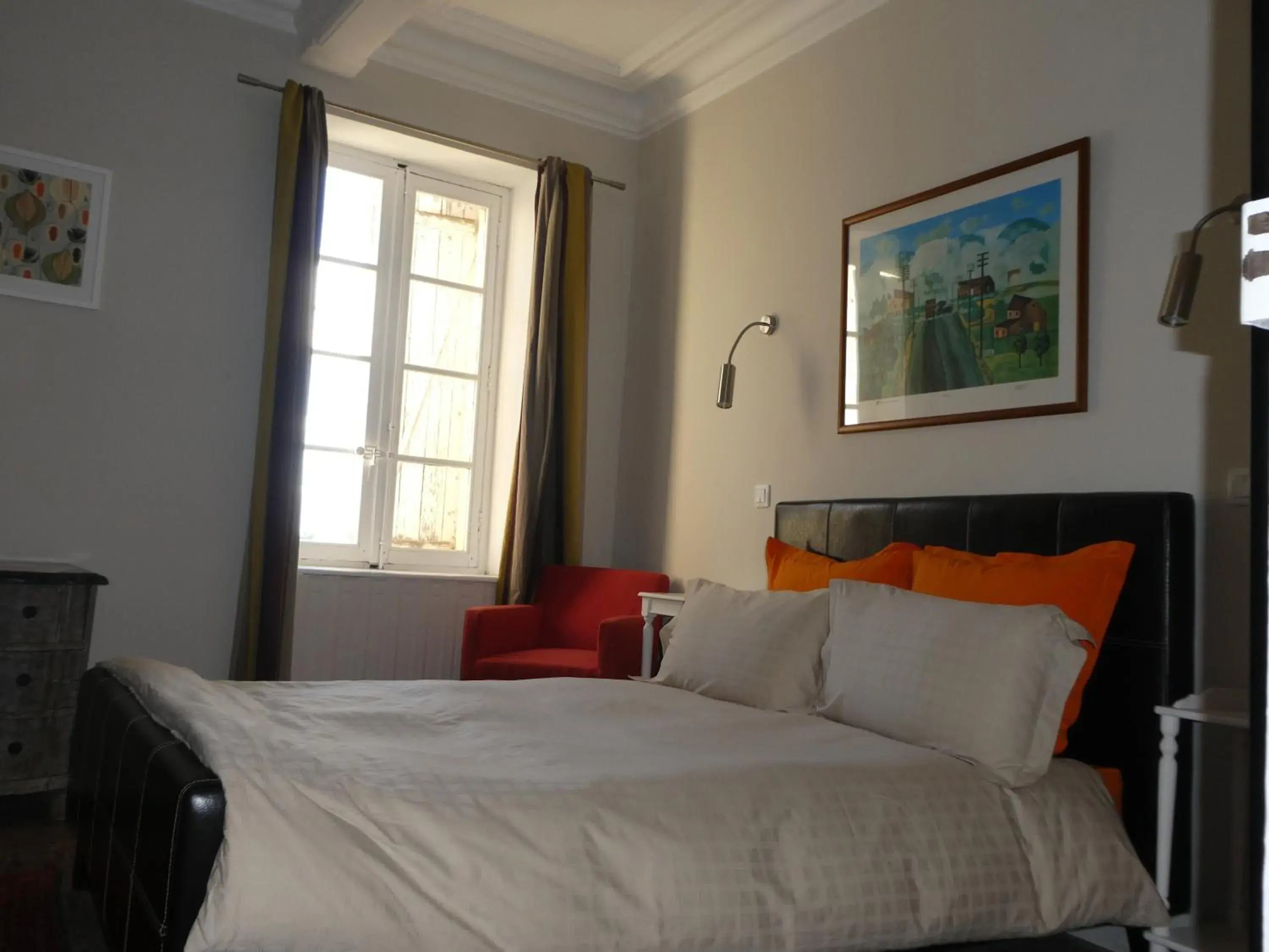 Double Room with Private Bathroom in Clos du Magnolia Double Room with Private Bathroom in Clos du Magnolia