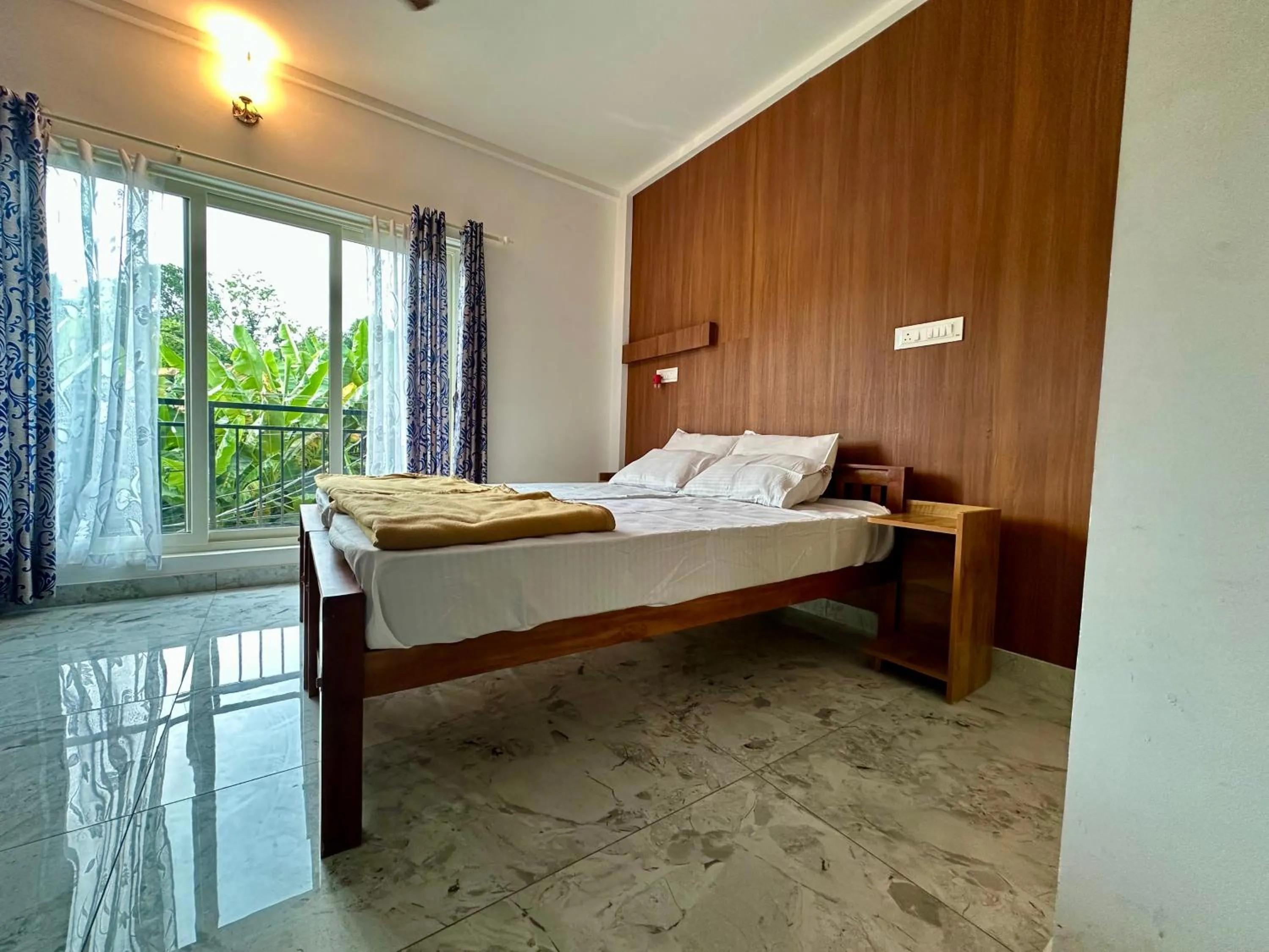 M M Residency