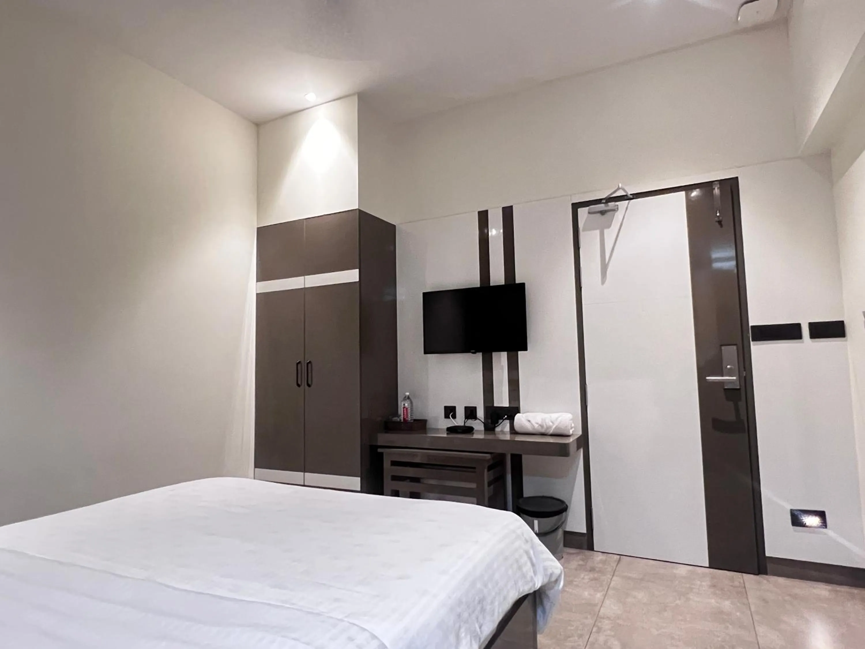 TV and multimedia, Bed in MAS Residency