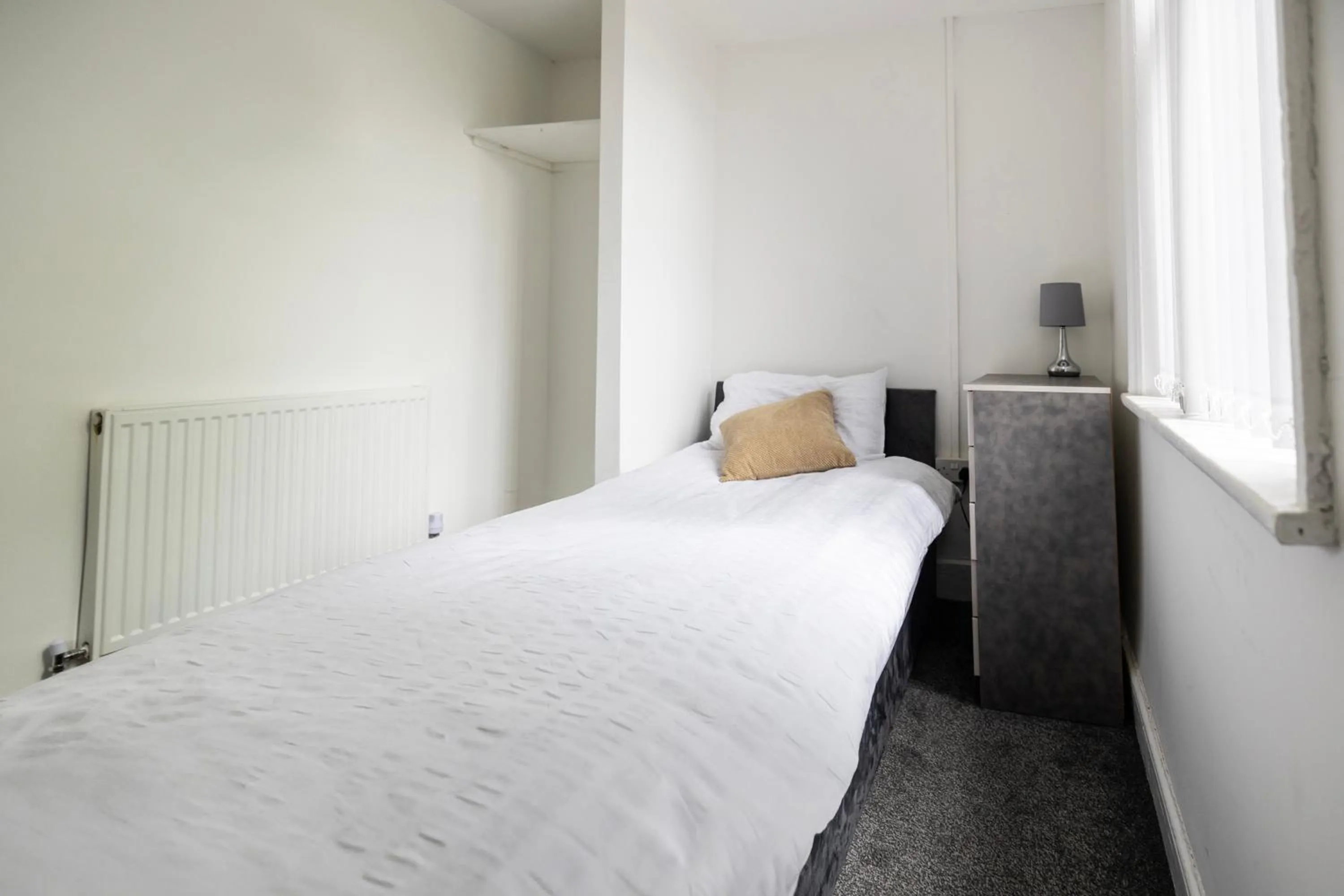 Bedroom, Bed in OYO A Better Night Hotel - Manchester Salford