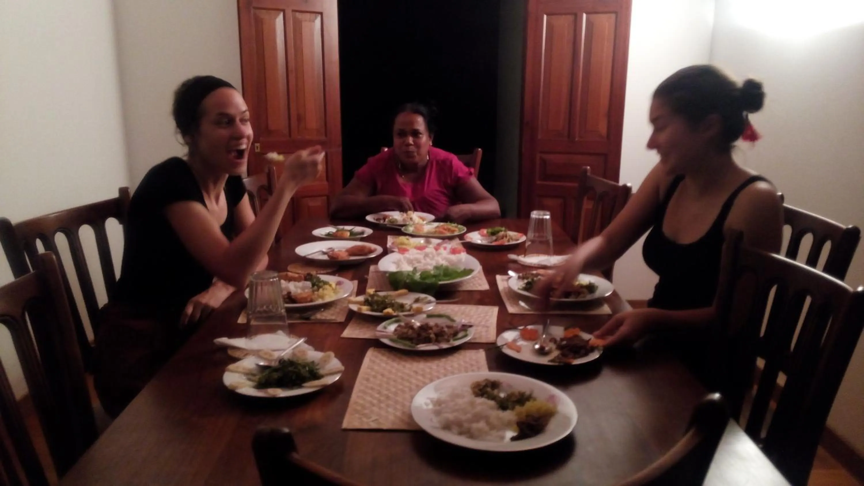 Restaurant/places to eat in Happy Man Village