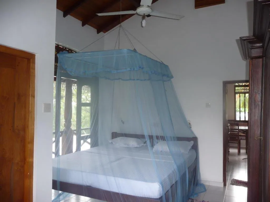 Bed in Happy Man Village