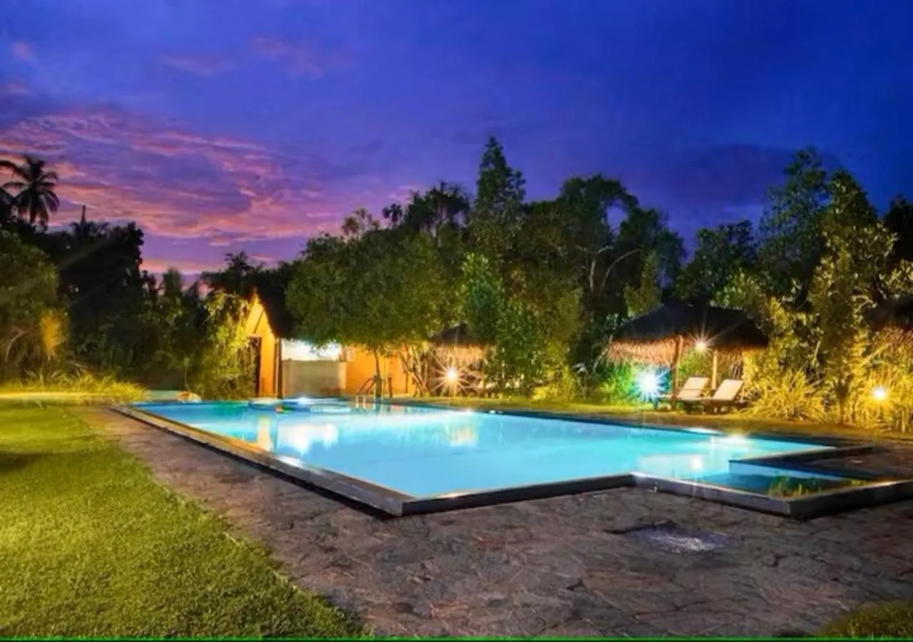 Night in Happy Man Village