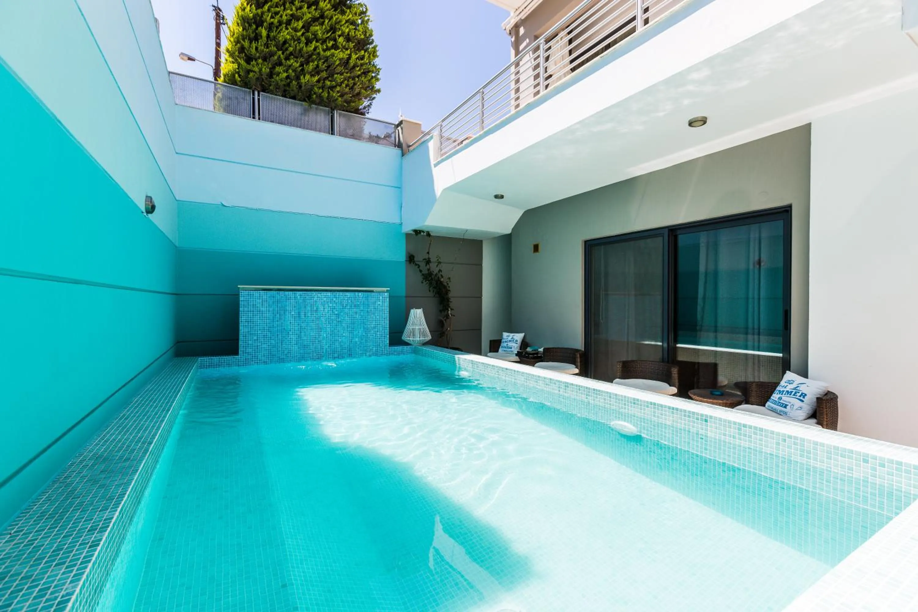 Swimming pool in Rethymno Hills Apartments