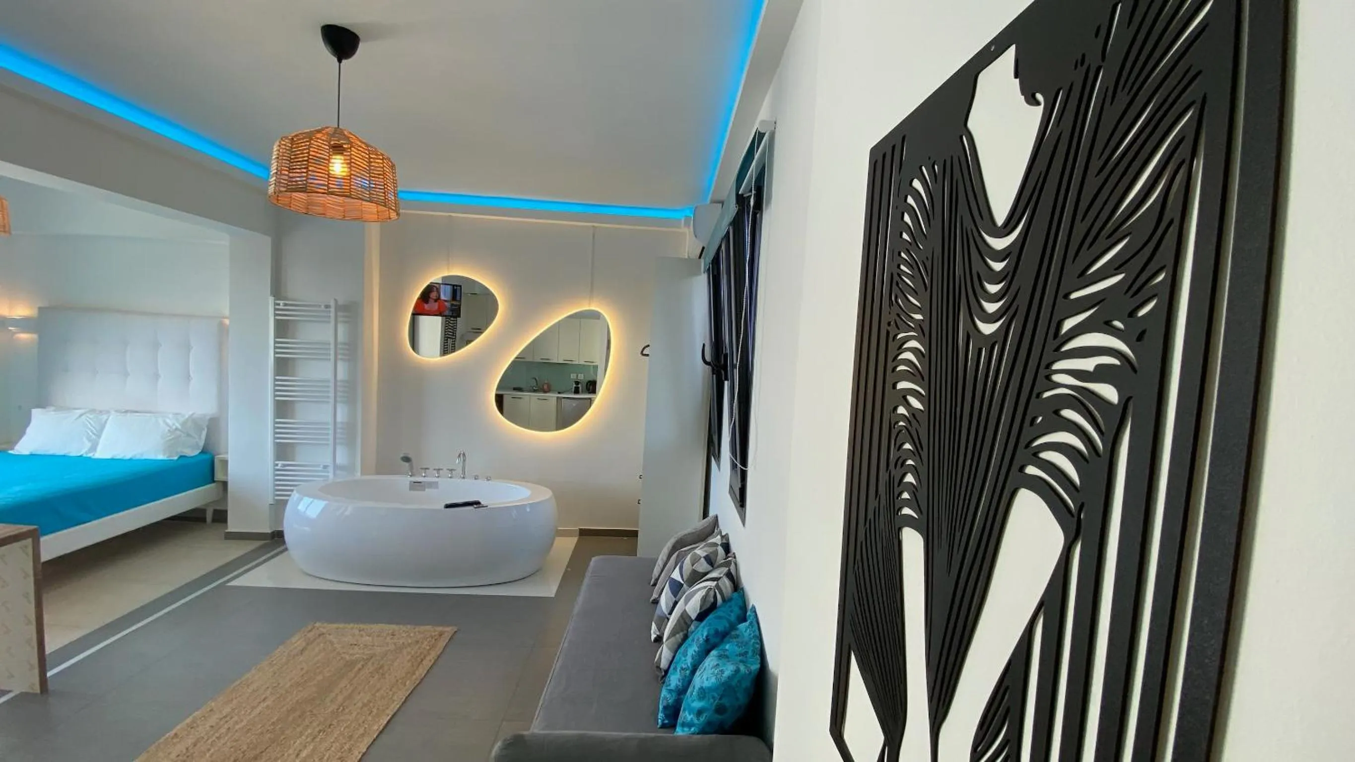 Hot Tub, Bed in Rethymno Hills Apartments