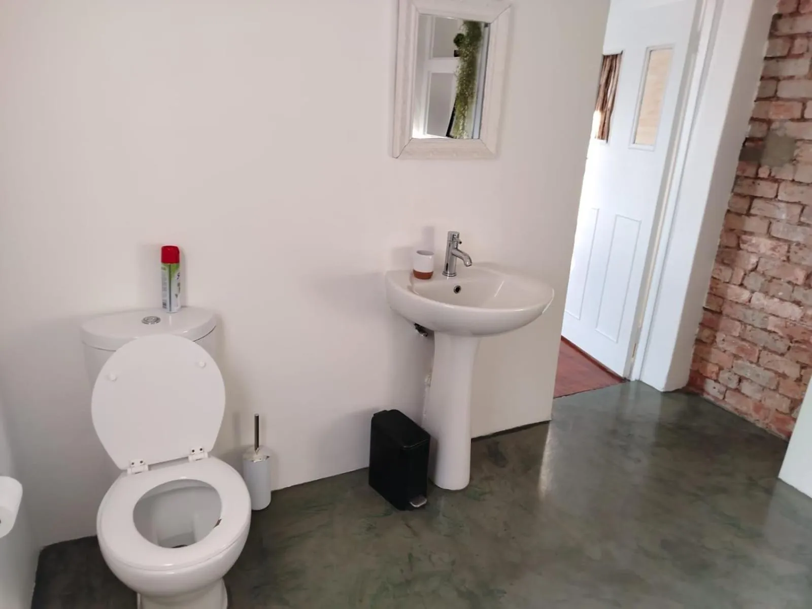 Bathroom in 84 on Fourth Guest House