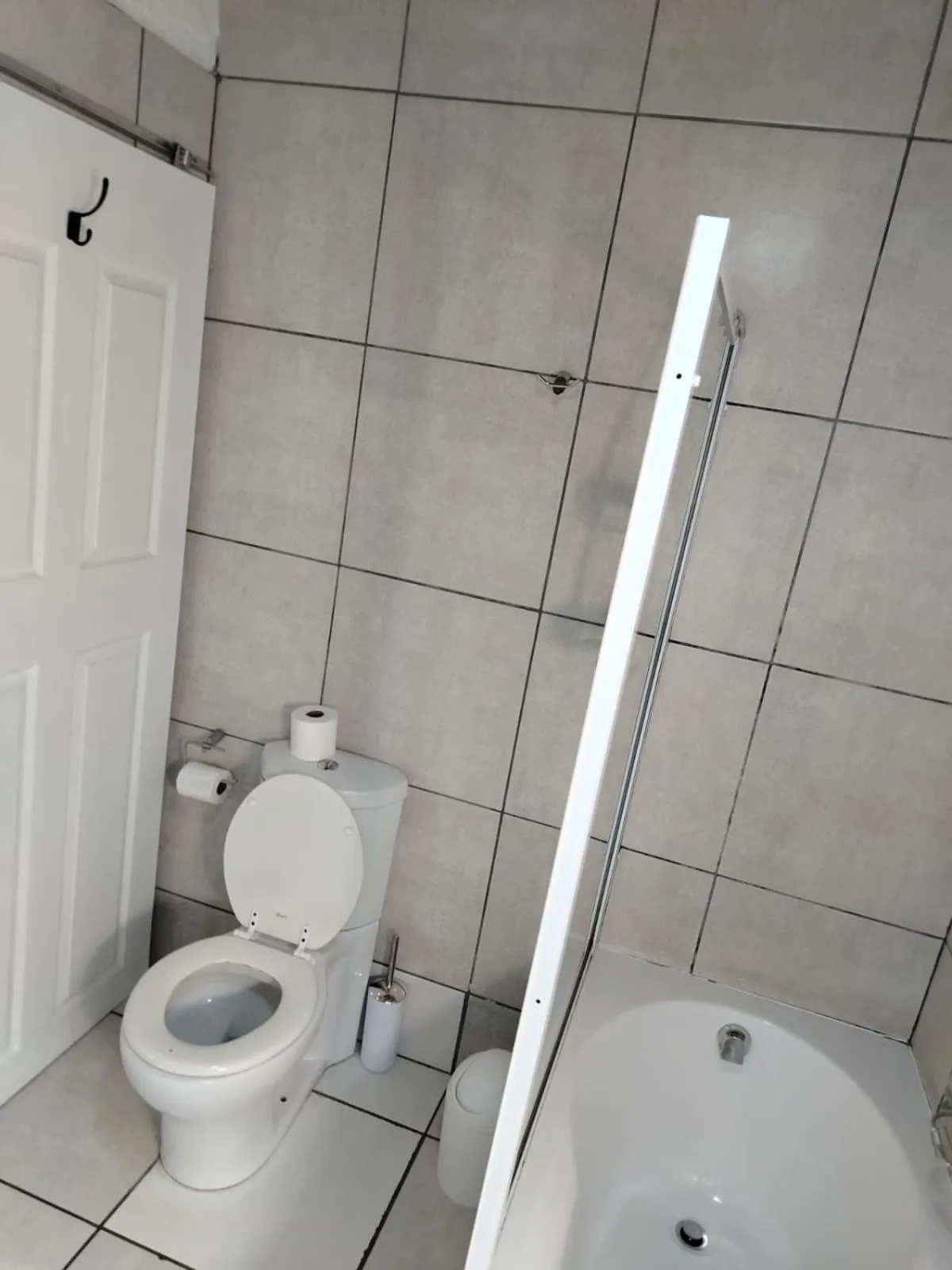 Bathroom in 84 on Fourth Guest House