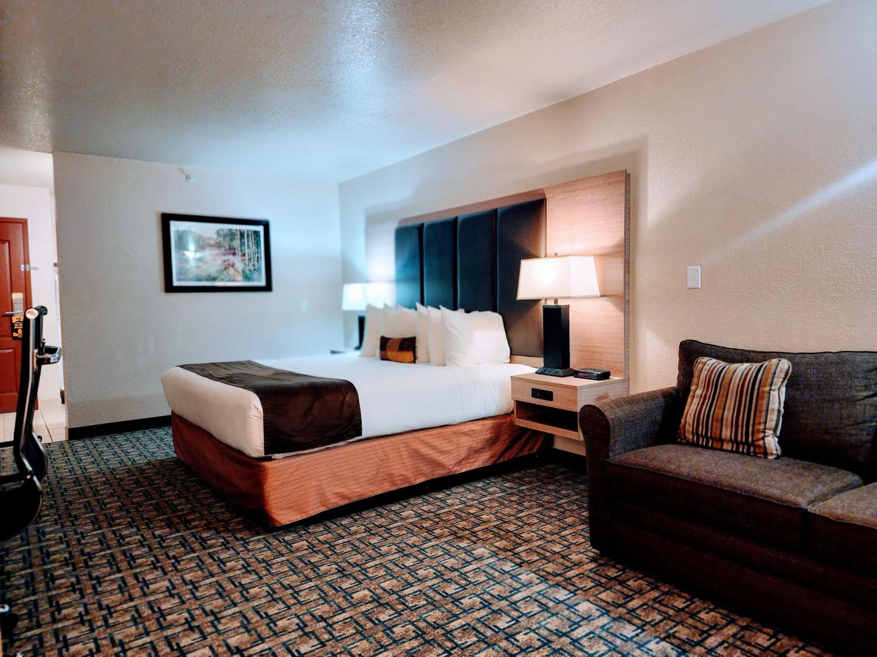 Bed in Gold Circle Inn