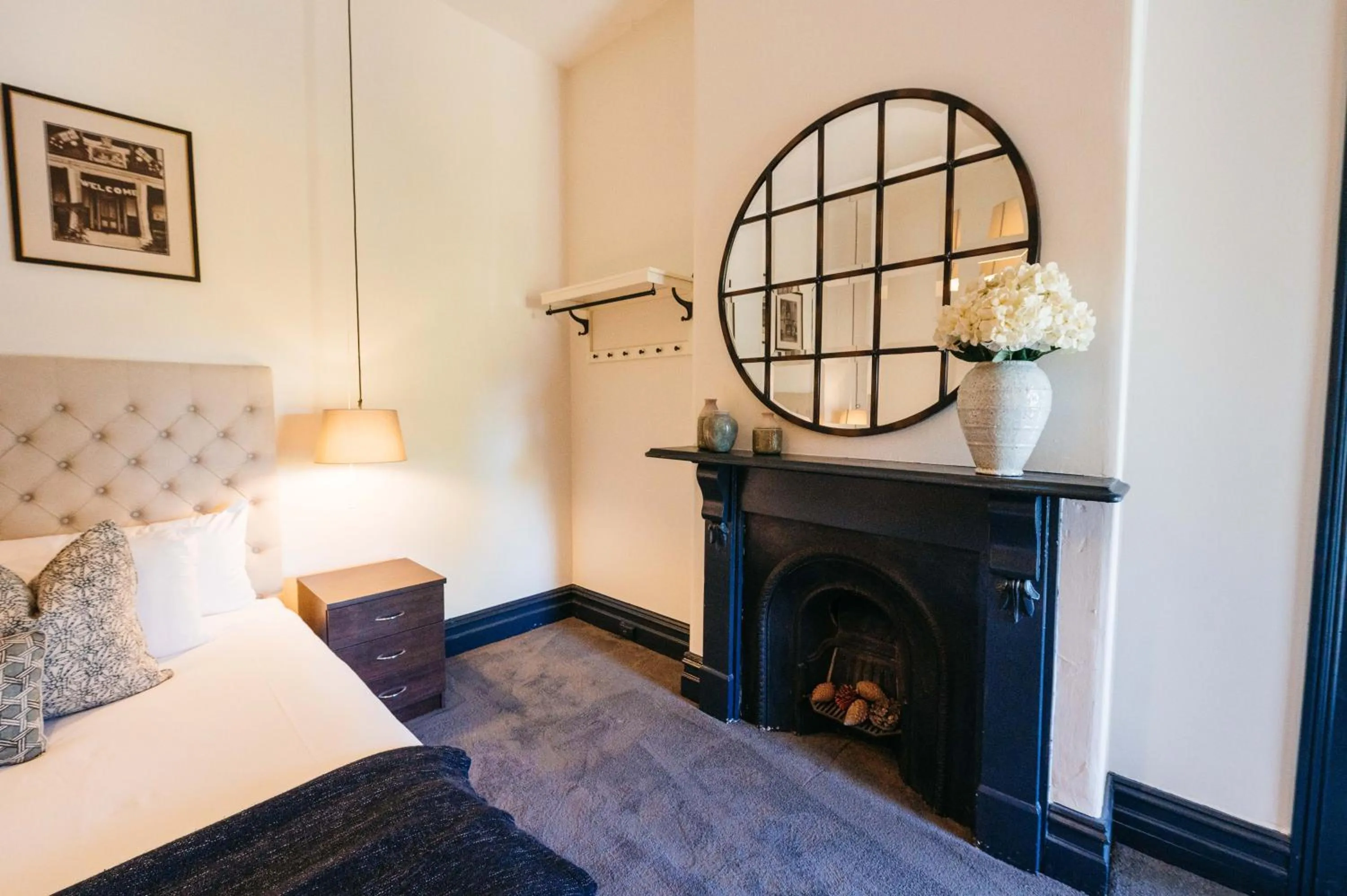 Bed in Hotel Etico at Mount Victoria Manor