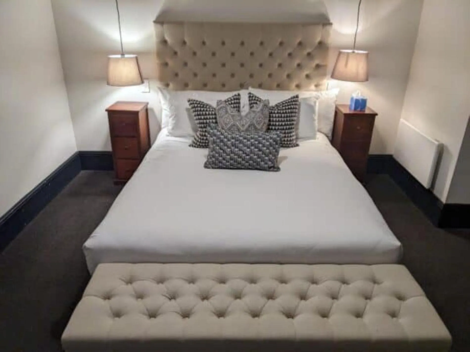 Bed in Hotel Etico at Mount Victoria Manor