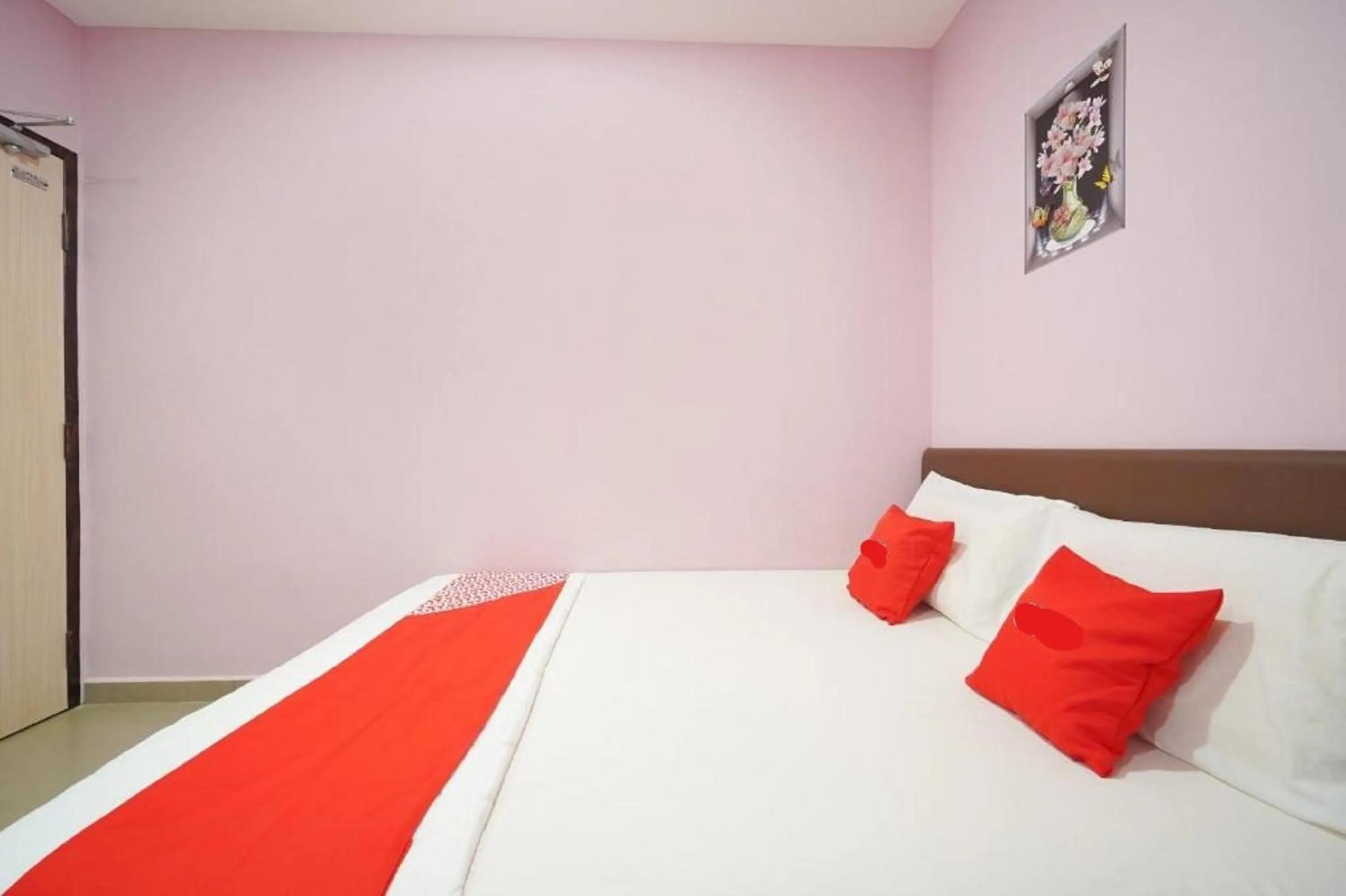 Bed in CMN Hotel & Homestay