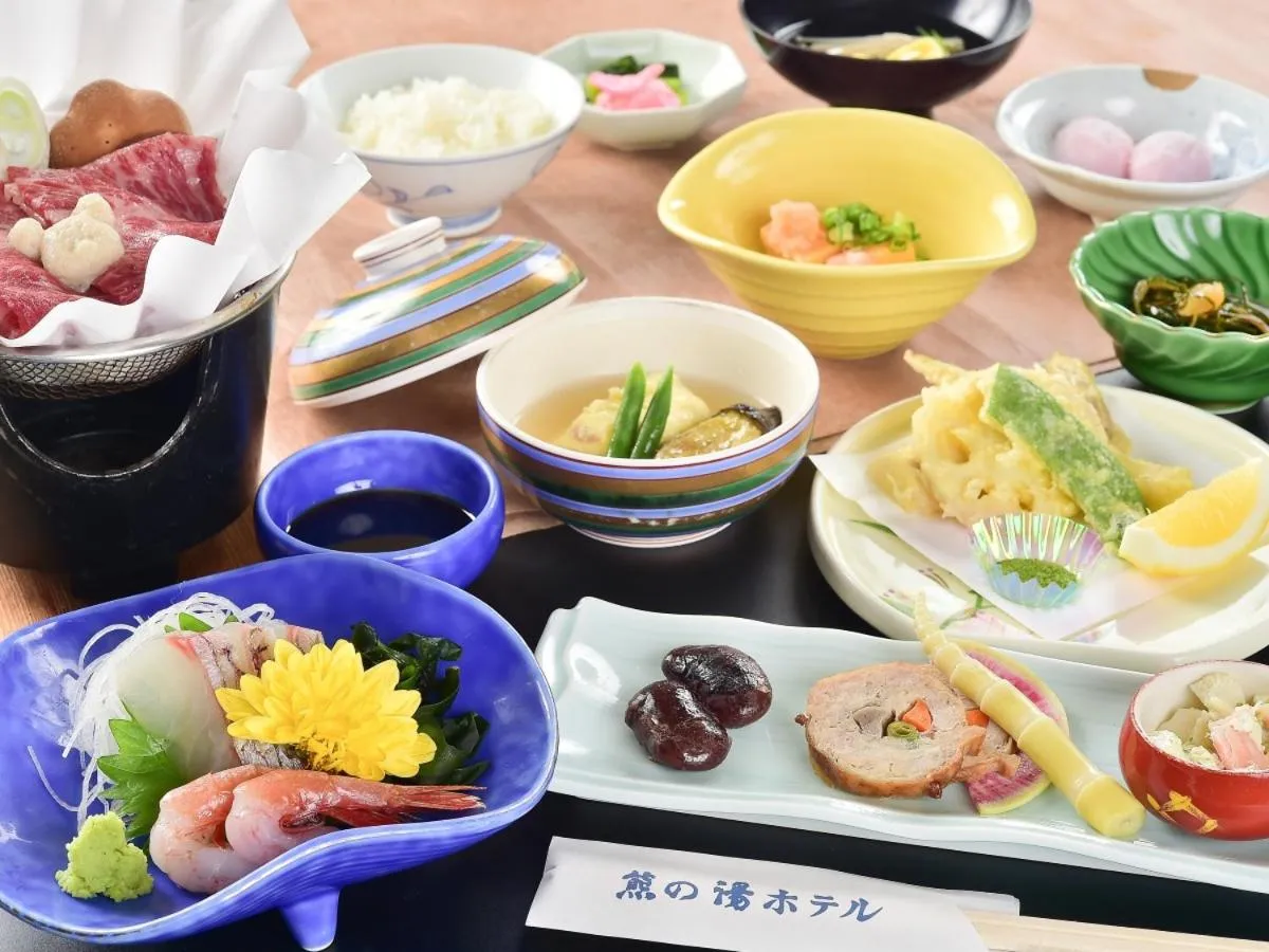 Dinner in Kumanoyu Hotel