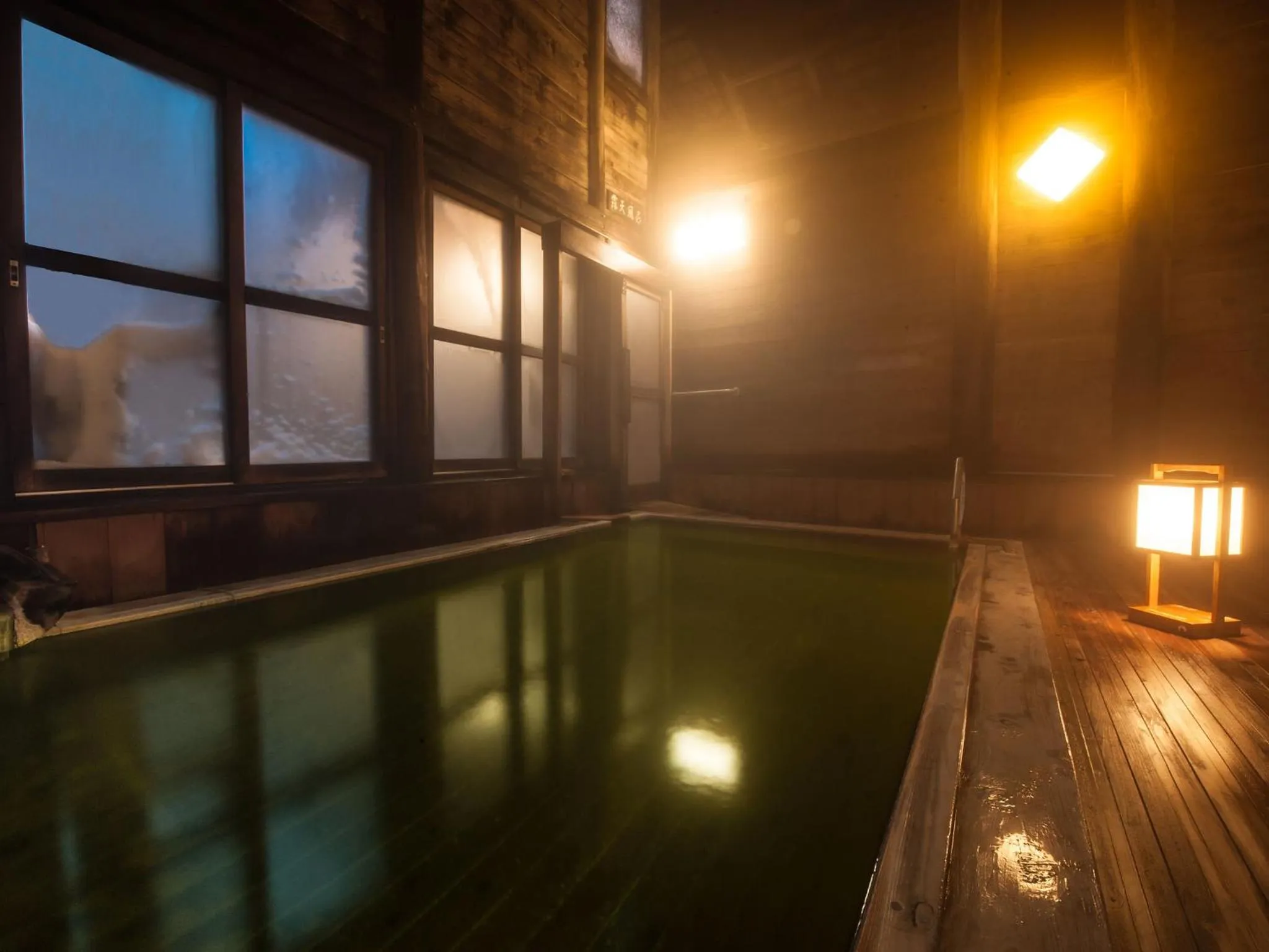 Hot Spring Bath in Kumanoyu Hotel