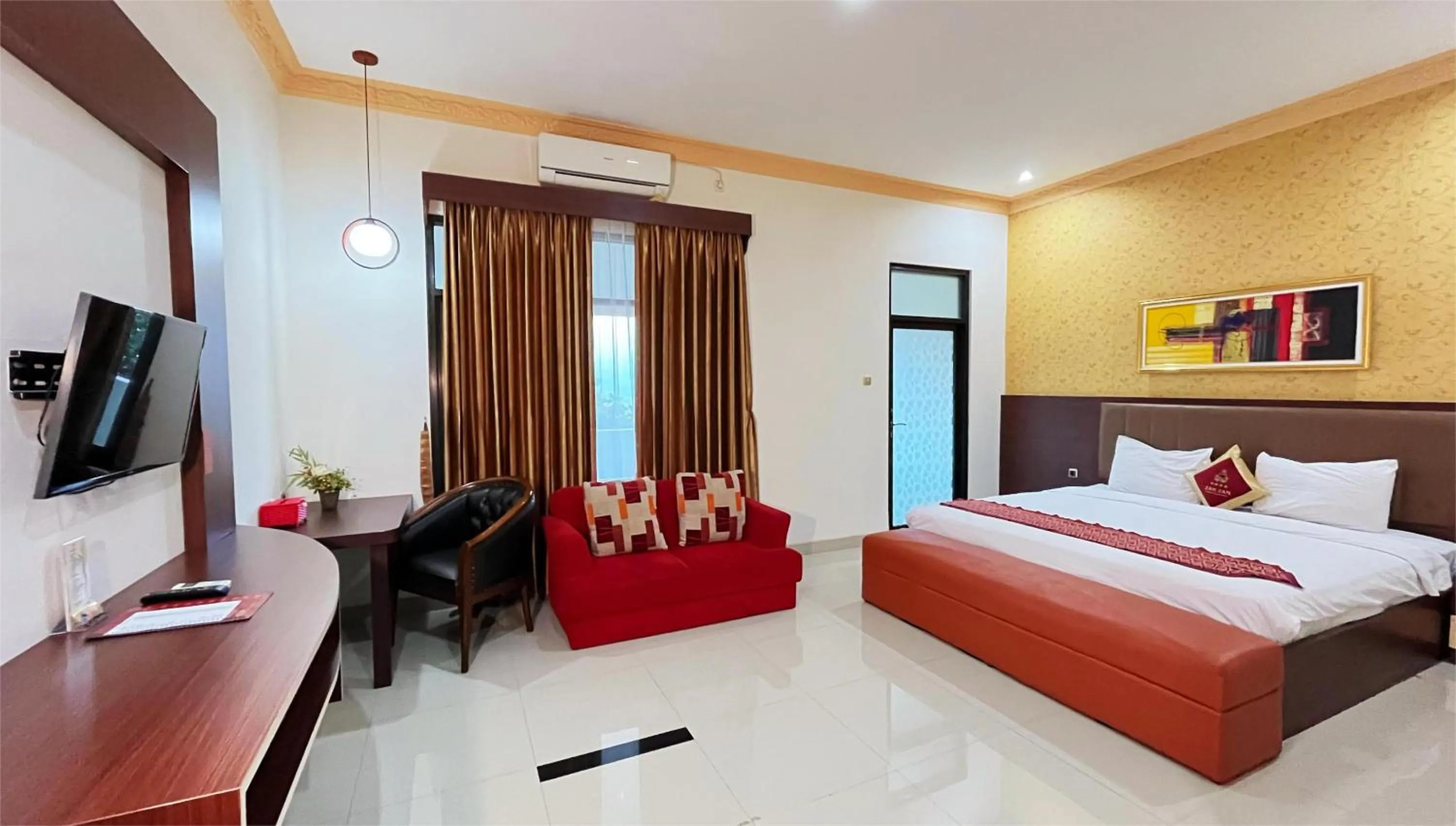 Bedroom, Bed in Zamzam Hotel and Convention Batu Powered By Archipelago