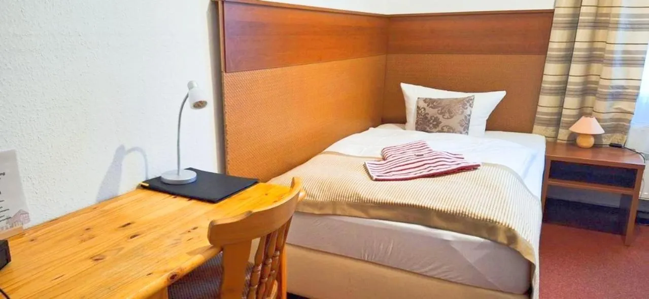 Bed in Hotel Boizenburger Hof