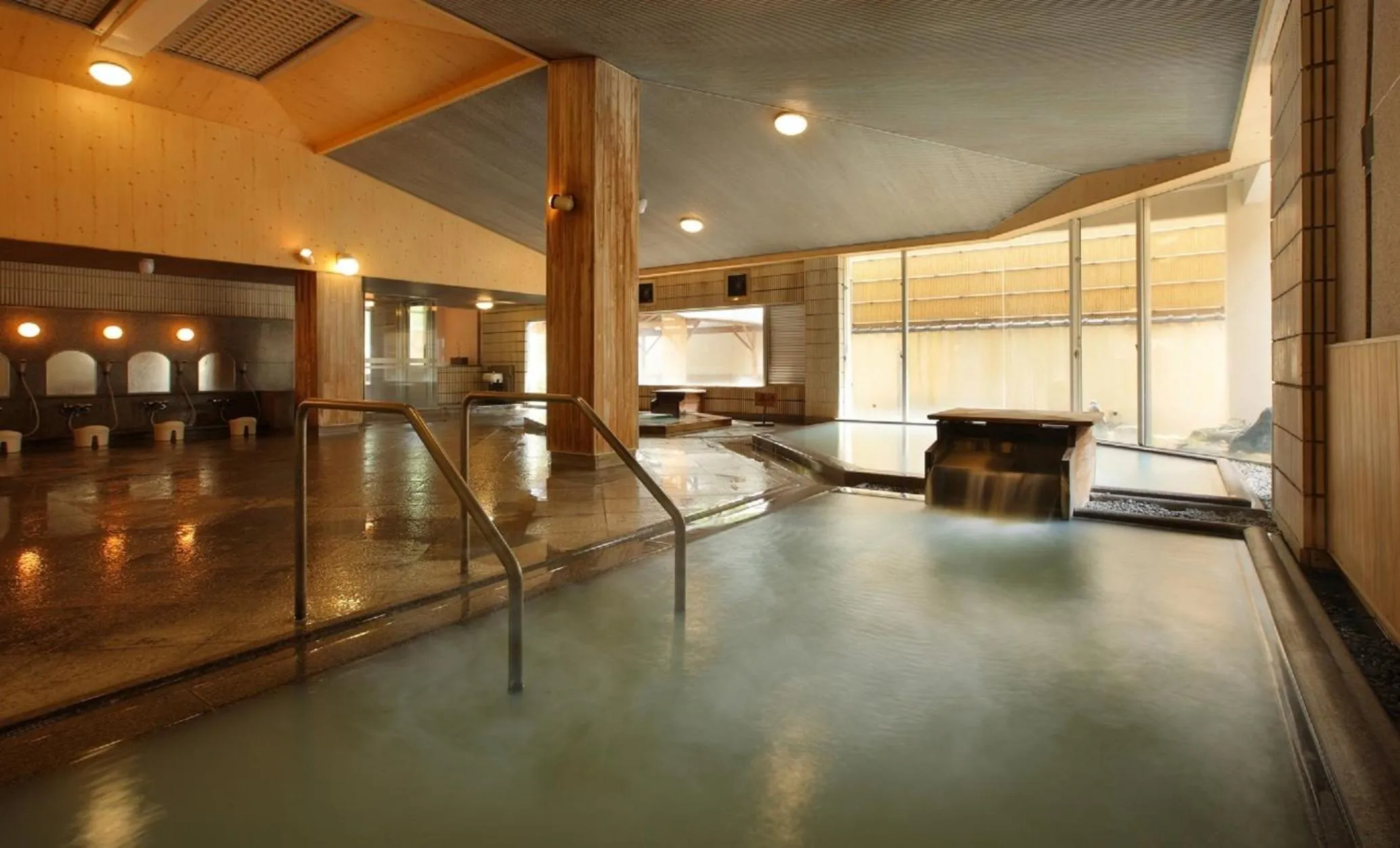 Hot Spring Bath in Naruko Kanko Hotel