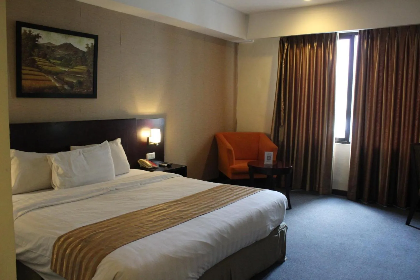 Bed in Asialink Premier hotel