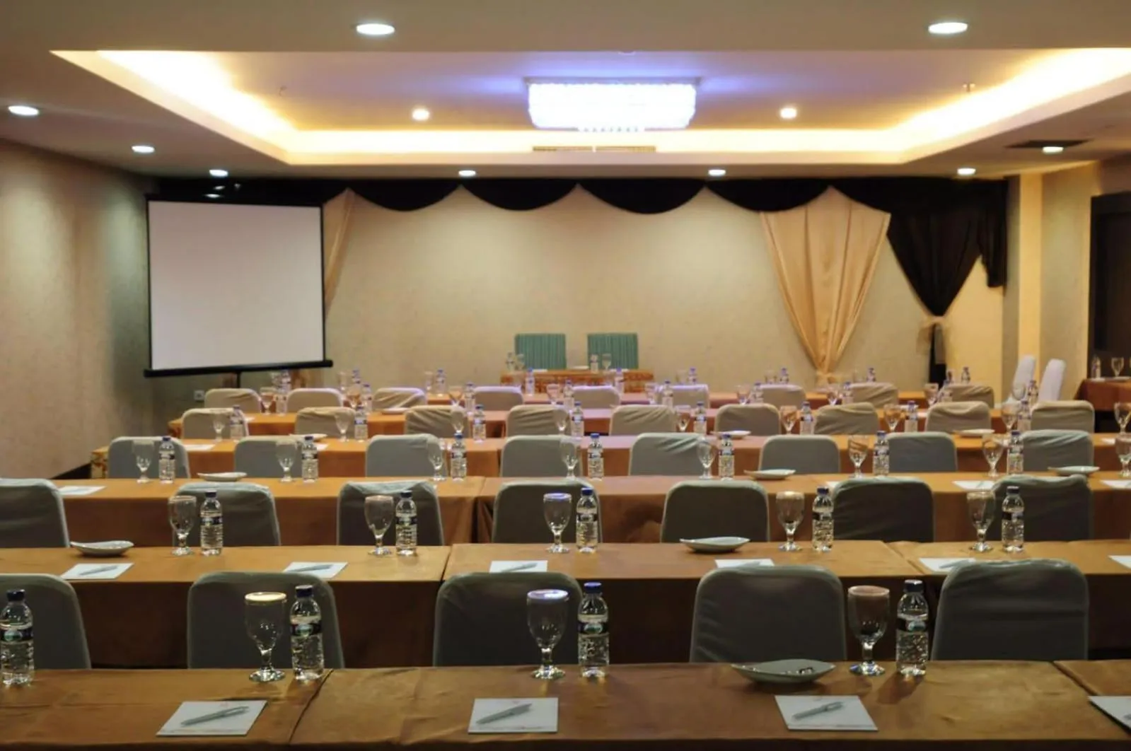 Meeting/conference room in Asialink Premier hotel