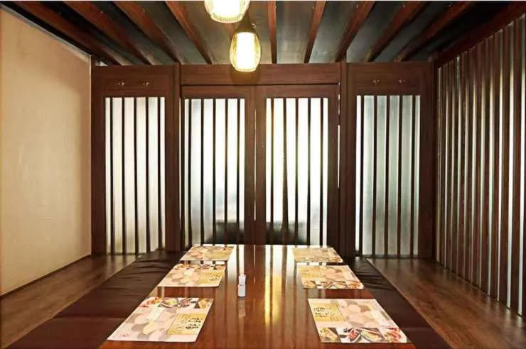 Restaurant/places to eat in Asialink Premier hotel