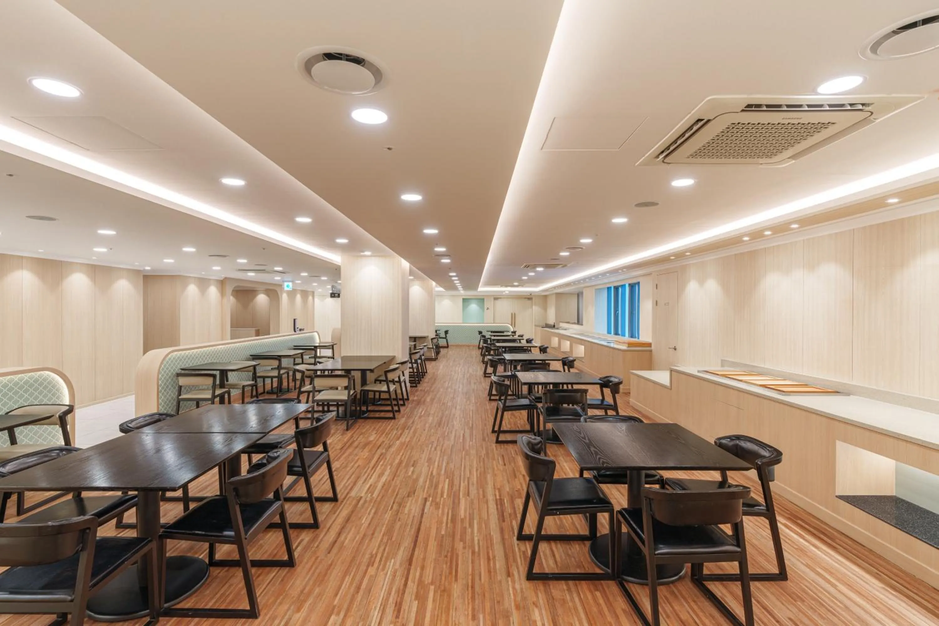 Restaurant/places to eat in ibis Styles Ambassador Jeonju City Centre