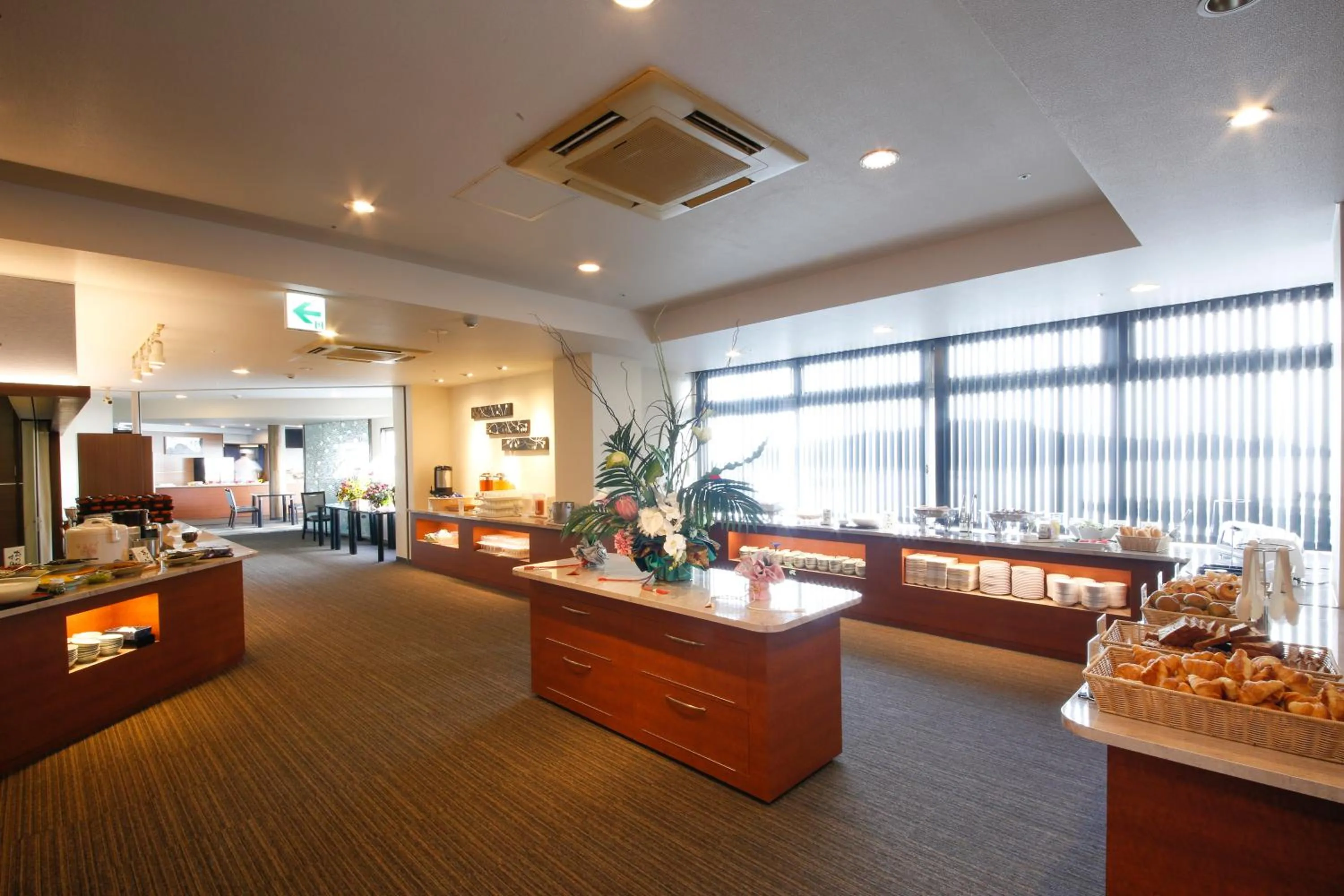 Restaurant/places to eat in Todaya