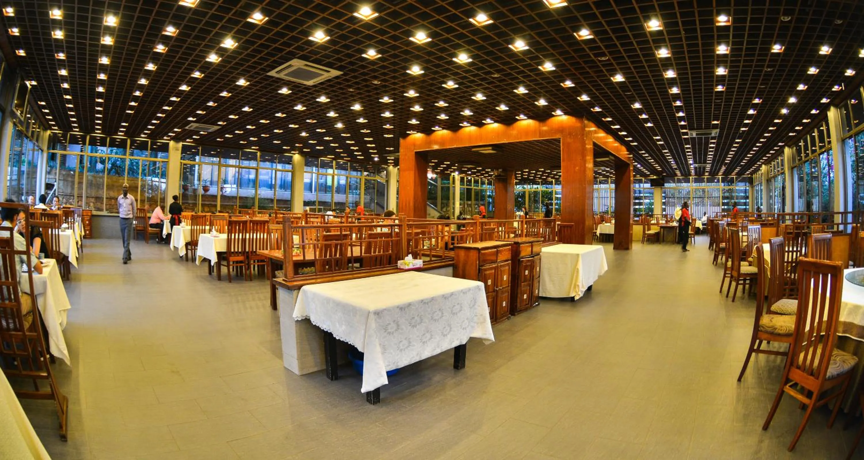 Restaurant/places to eat in Arirang Hotel