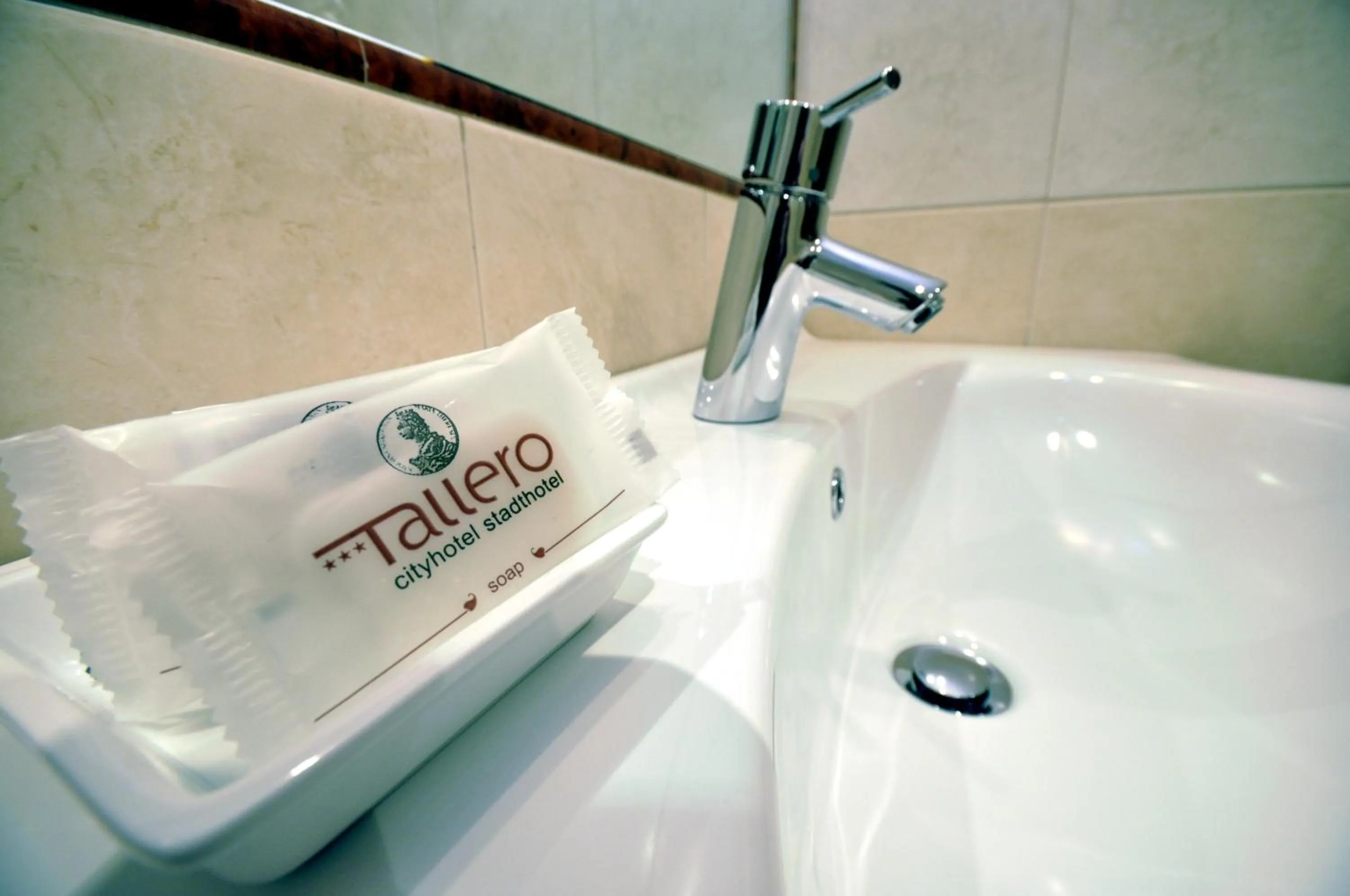 Bathroom in Cityhotel Tallero