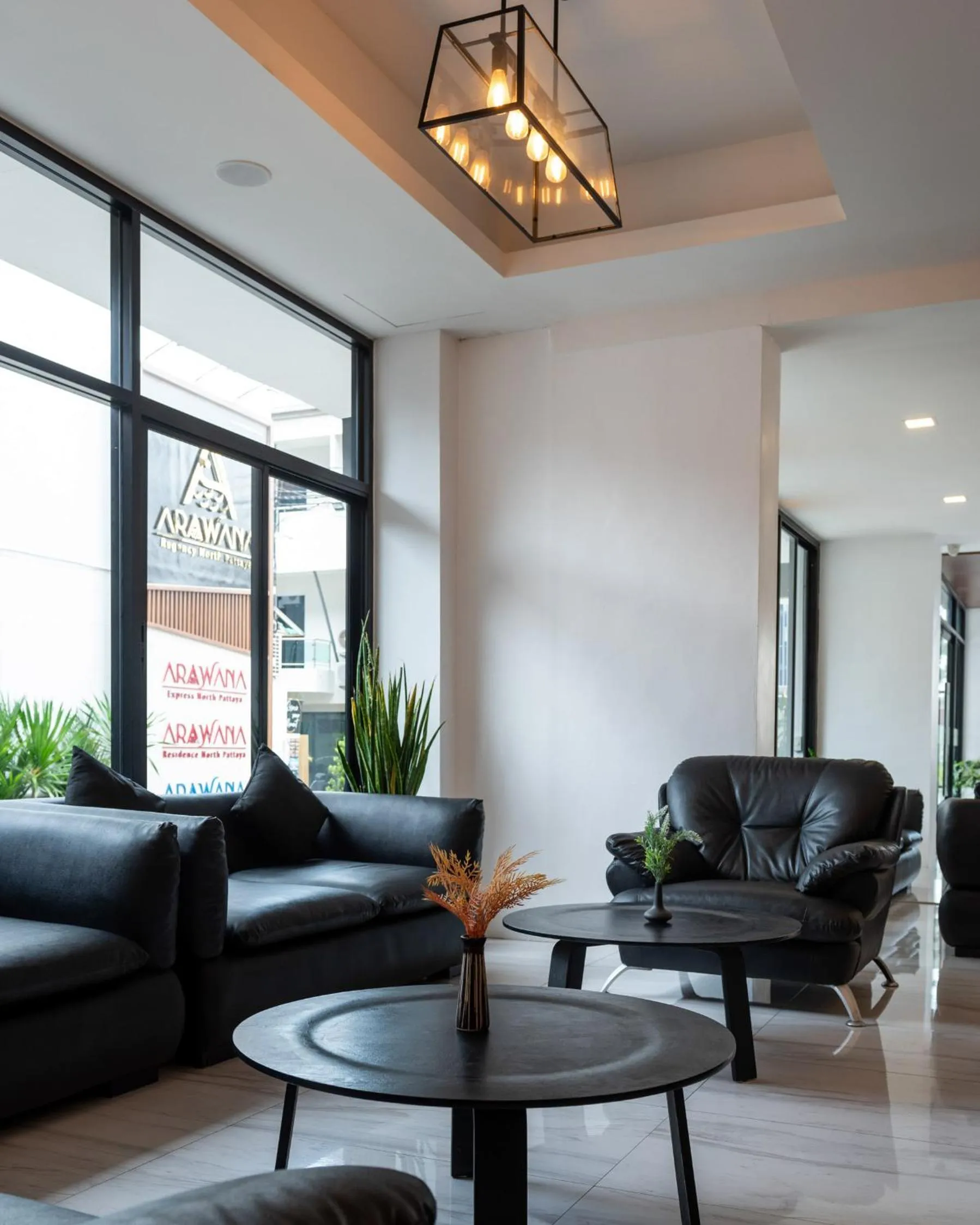 Seating area in Arawana Regency North Pattaya