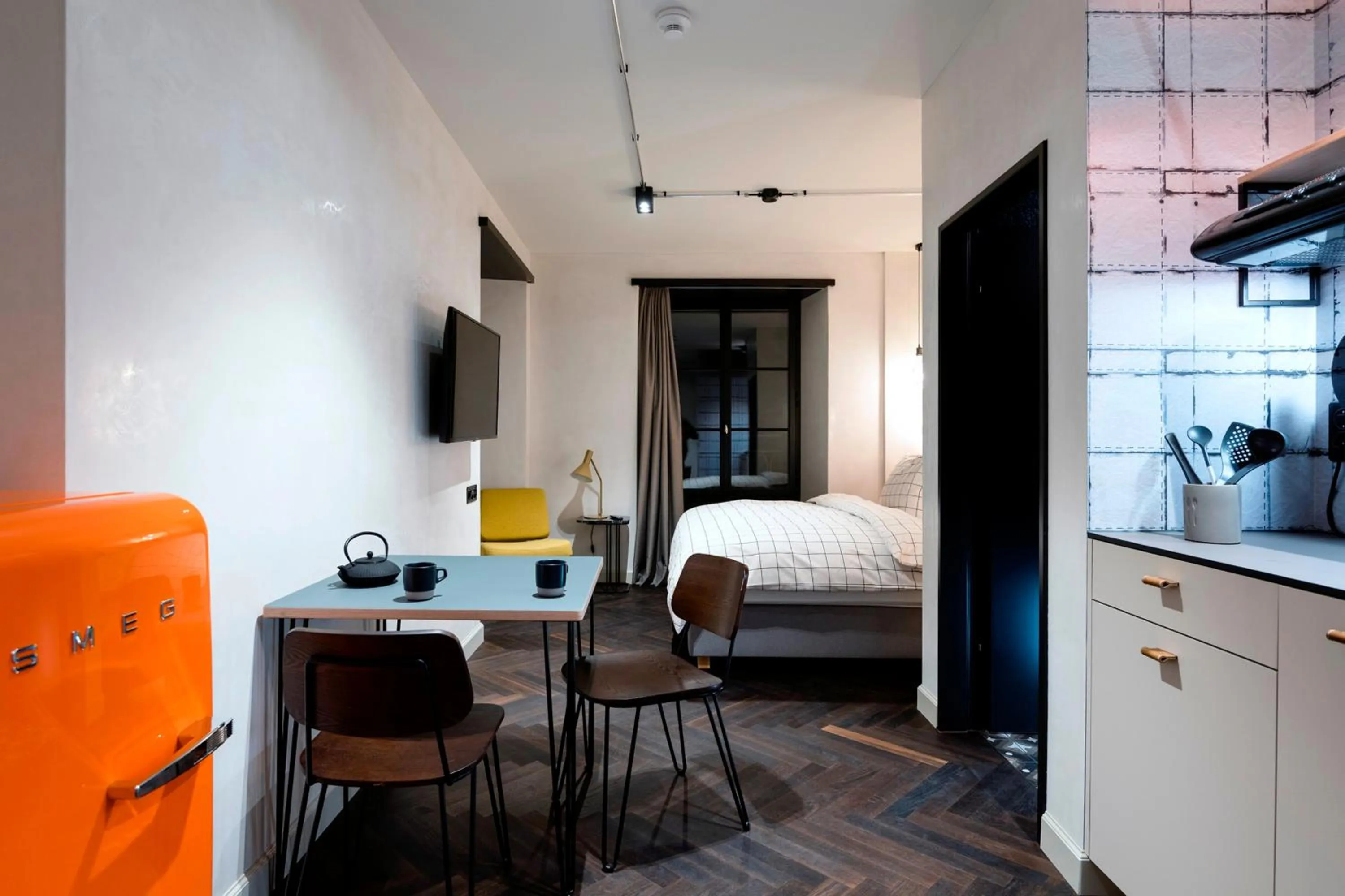 Photo of the whole room, Bed in The Lubo - self check-in