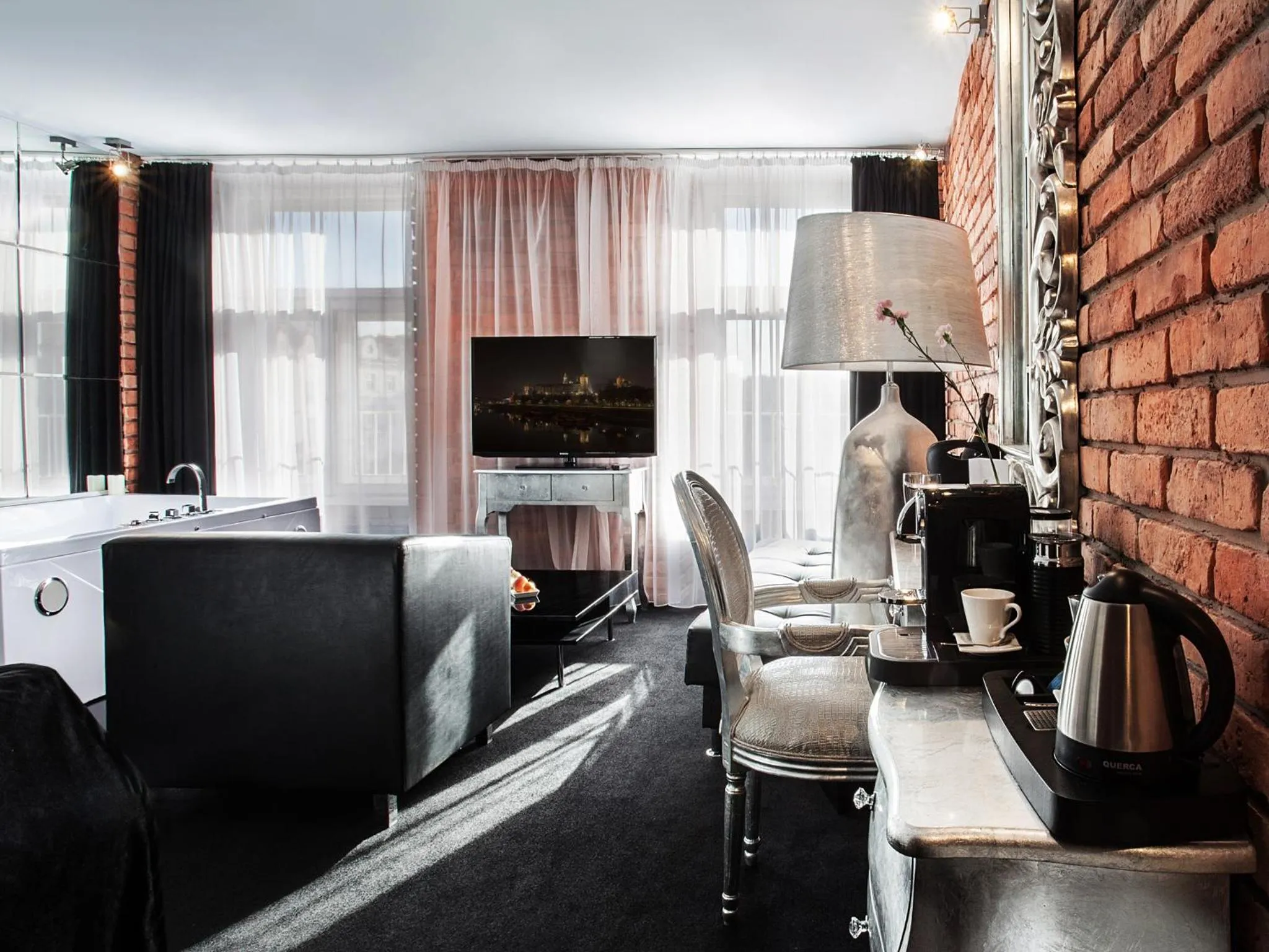 Coffee/tea facilities in Hotel Betmanowska Main Square Residence Adults Only