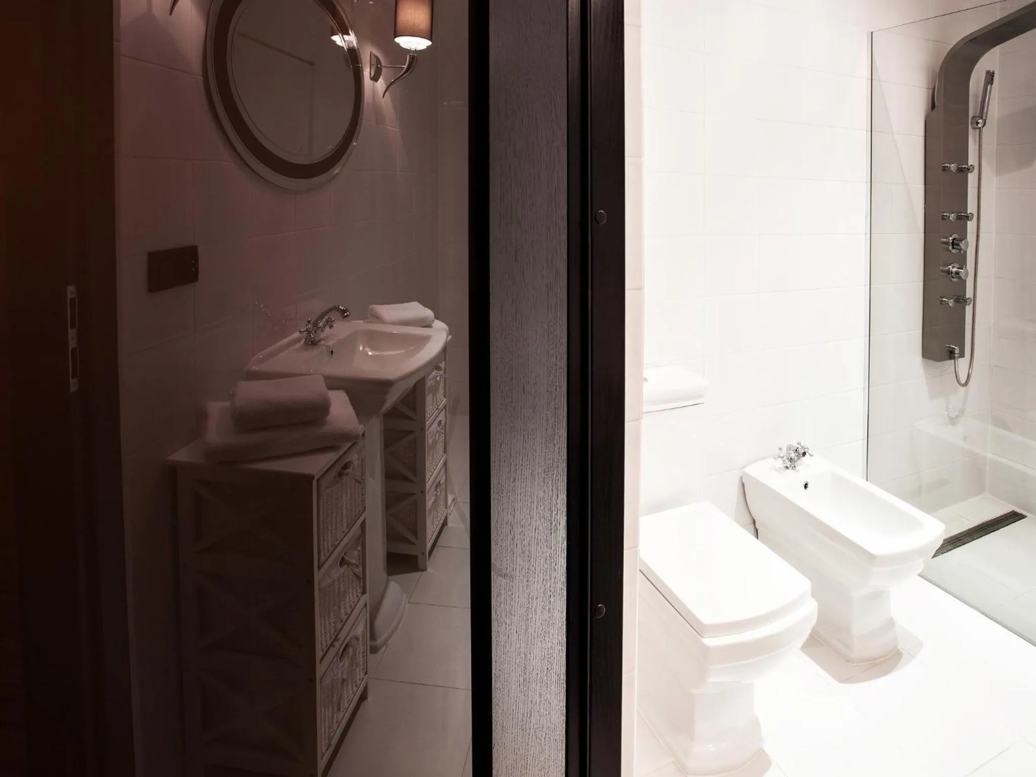 Toilet in Hotel Betmanowska Main Square Residence Adults Only