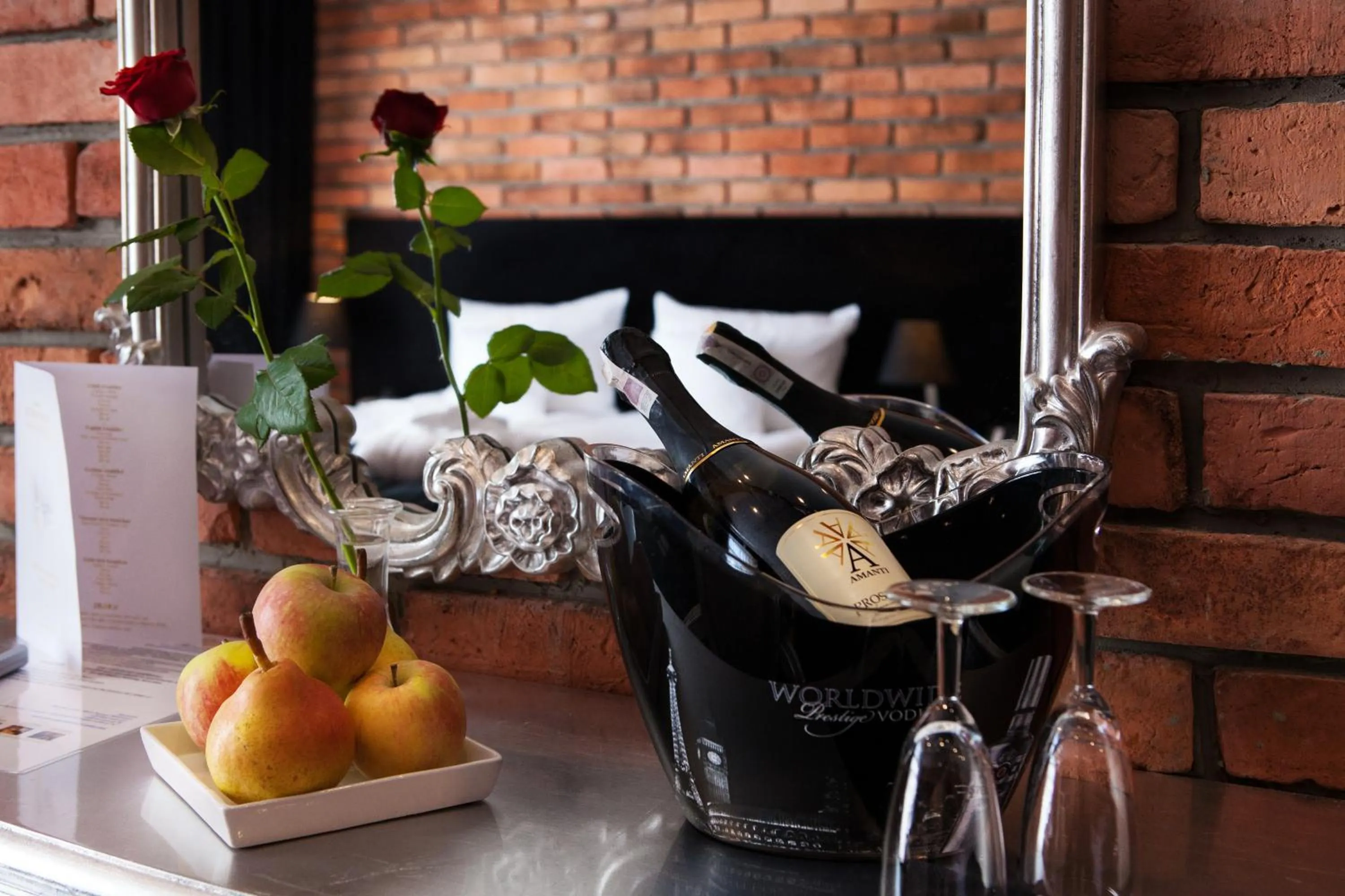 Decorative detail in Hotel Betmanowska Main Square Residence Adults Only