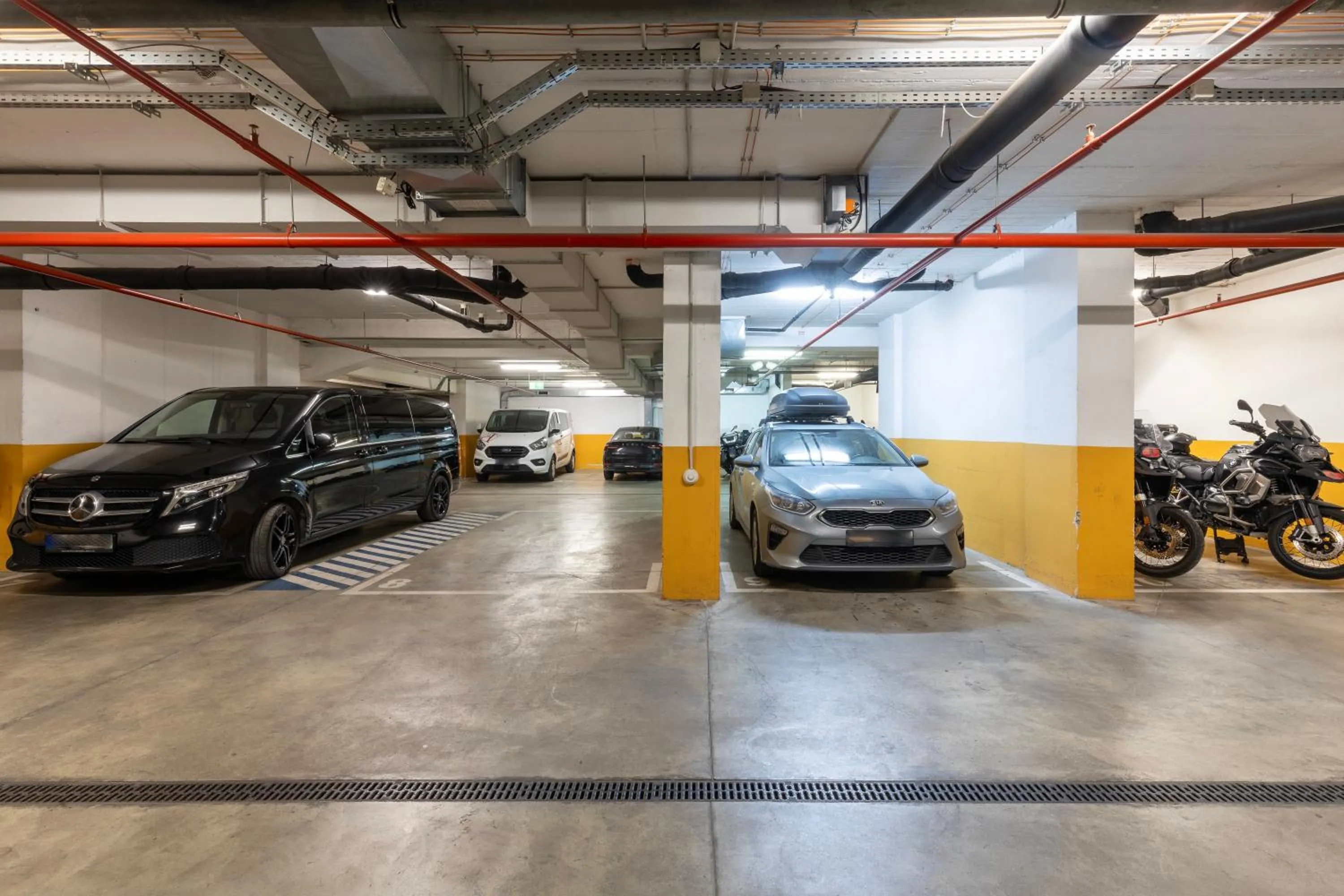 Parking in Nobel Palace Hotel