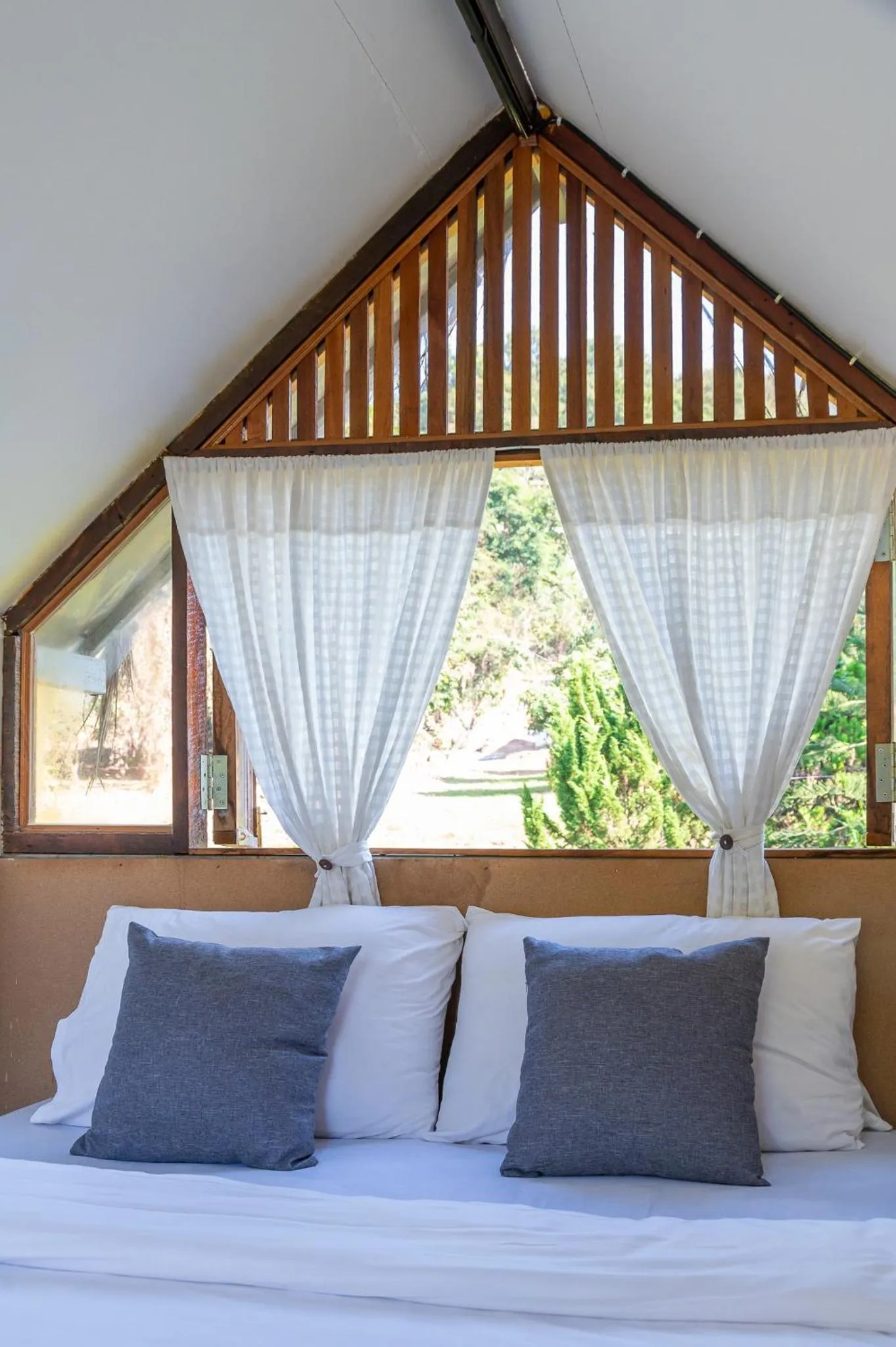 Bed in lion resort & cafe