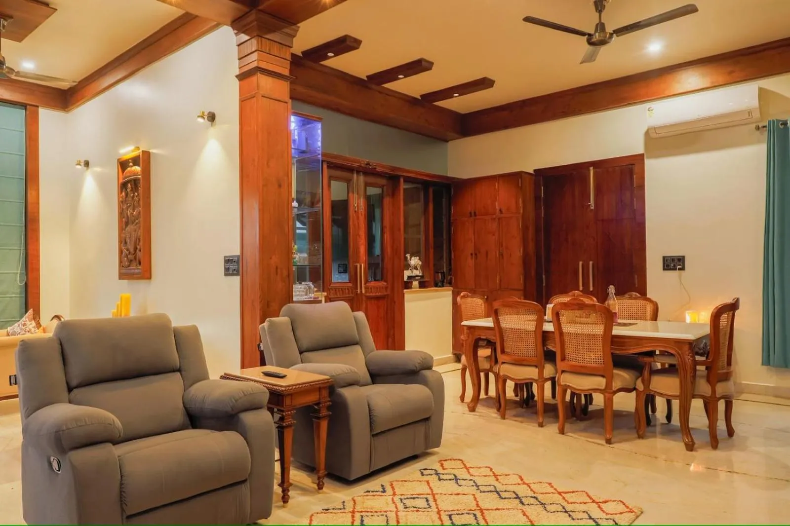 Vanhills - Luxury Home Stay in Jim Corbett