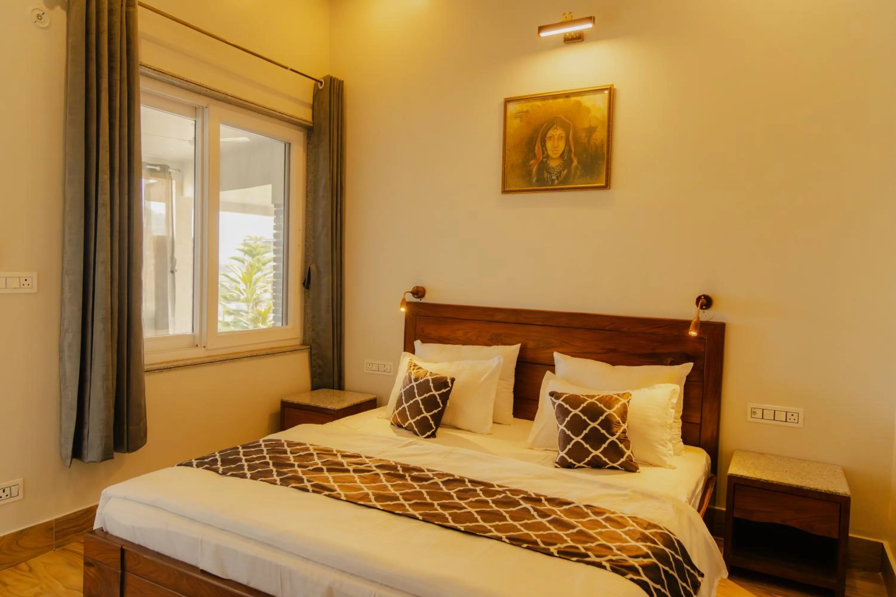 Bed in Vanhills - Luxury Home Stay in Jim Corbett