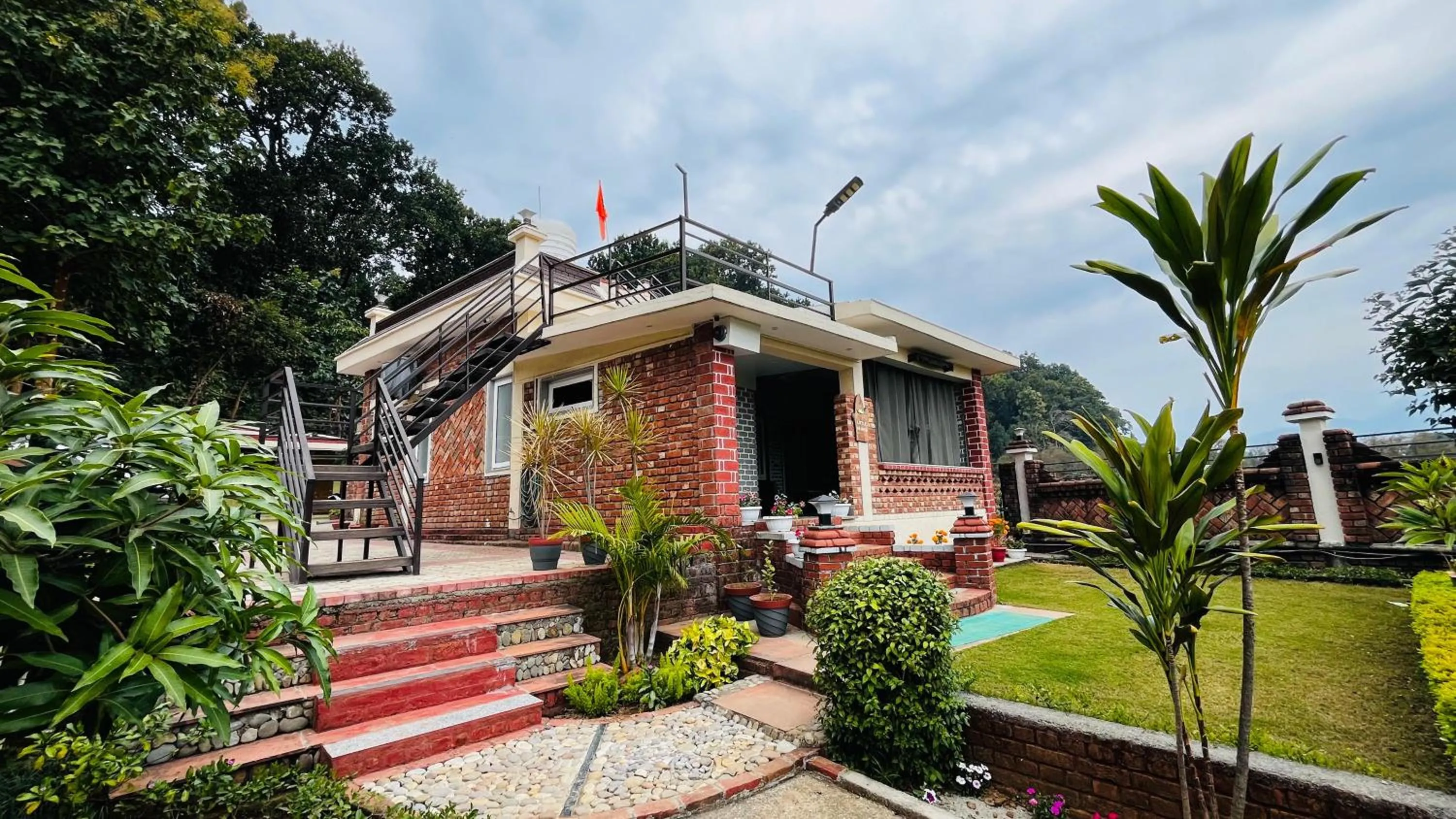 Property building in Vanhills - Luxury Home Stay in Jim Corbett