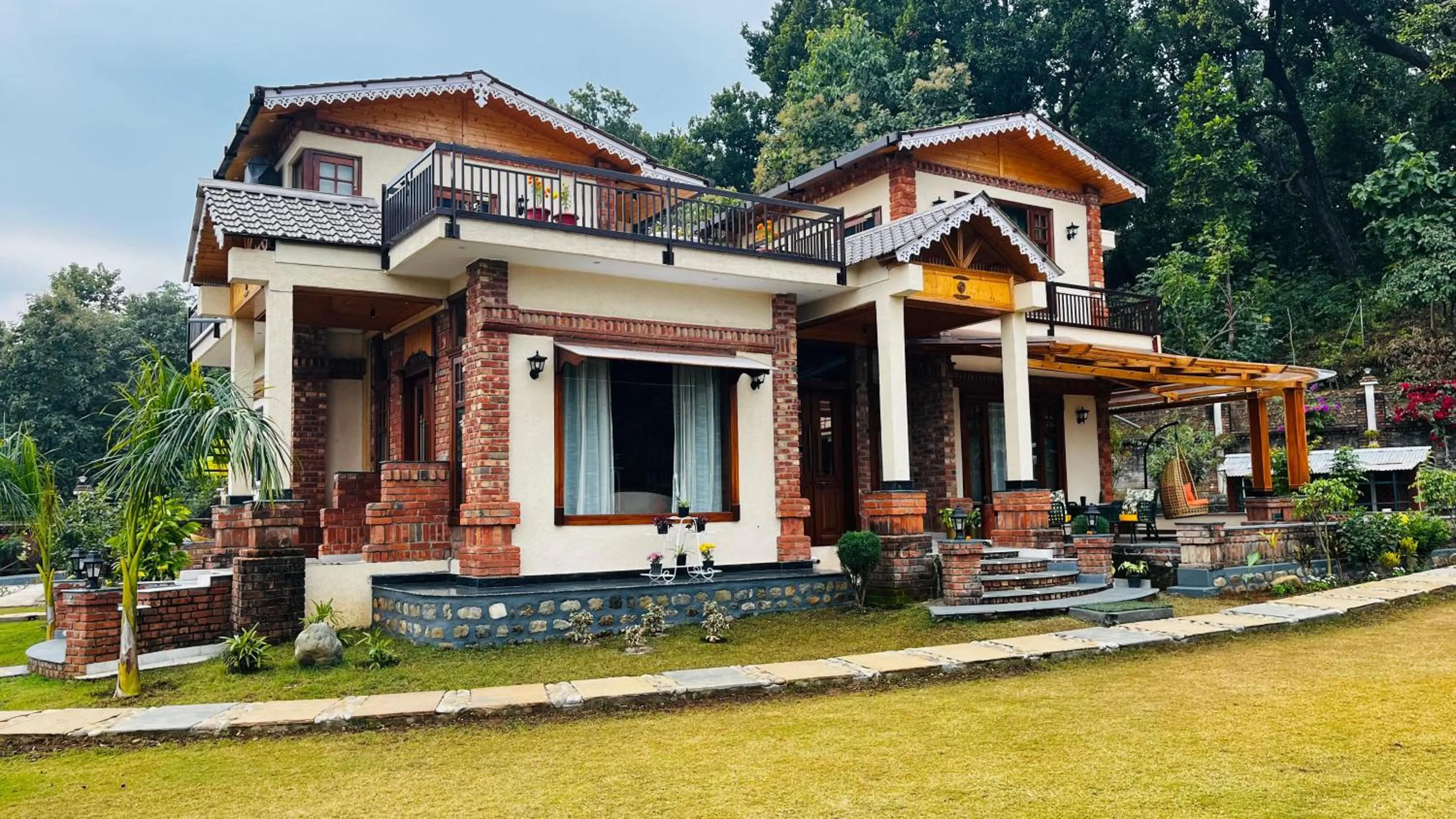 Property building in Vanhills - Luxury Home Stay in Jim Corbett