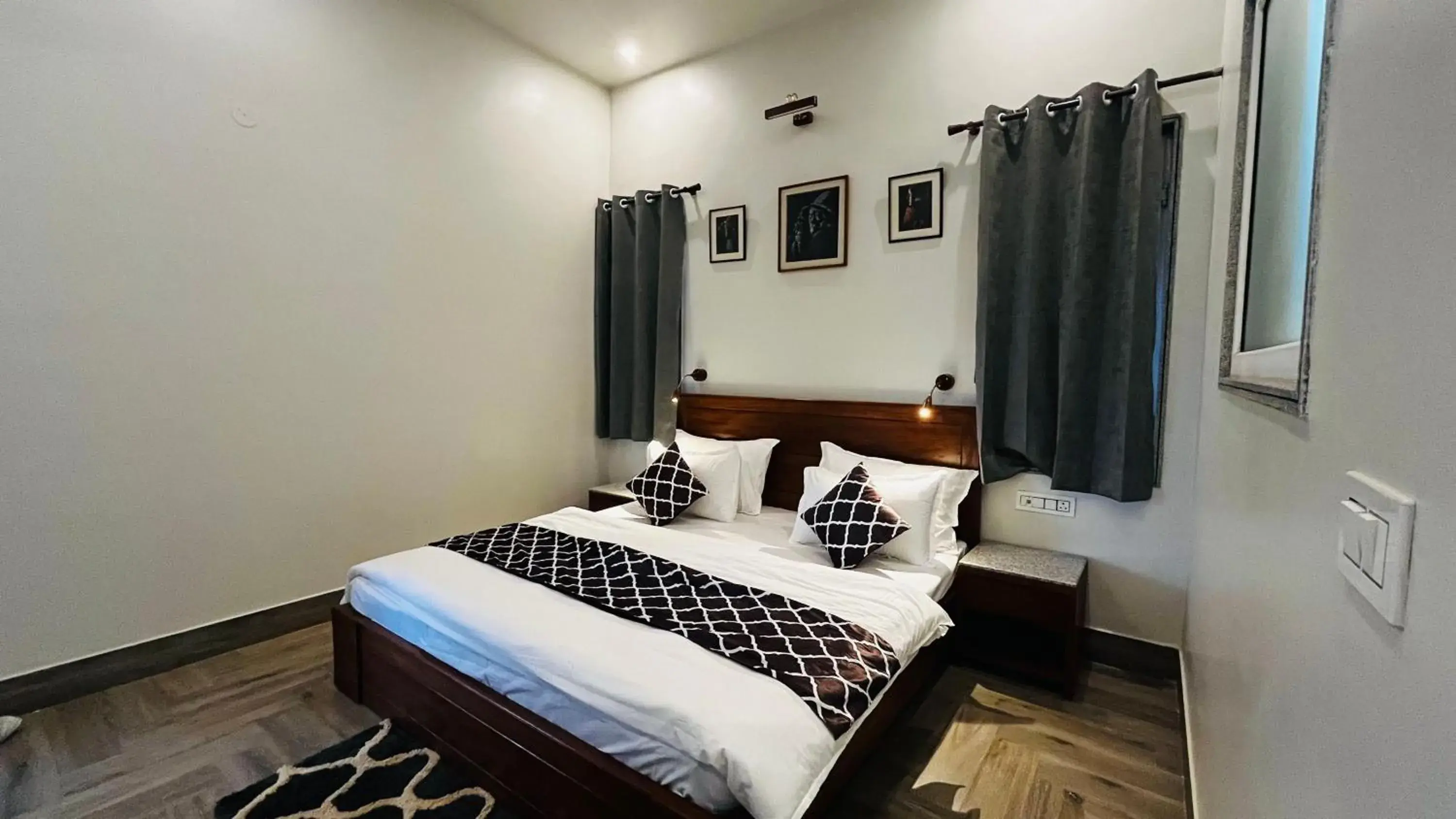 Deluxe King Room in Vanhills - Luxury Home Stay in Jim Corbett Deluxe King Room in Vanhills - Luxury Home Stay in Jim Corbett