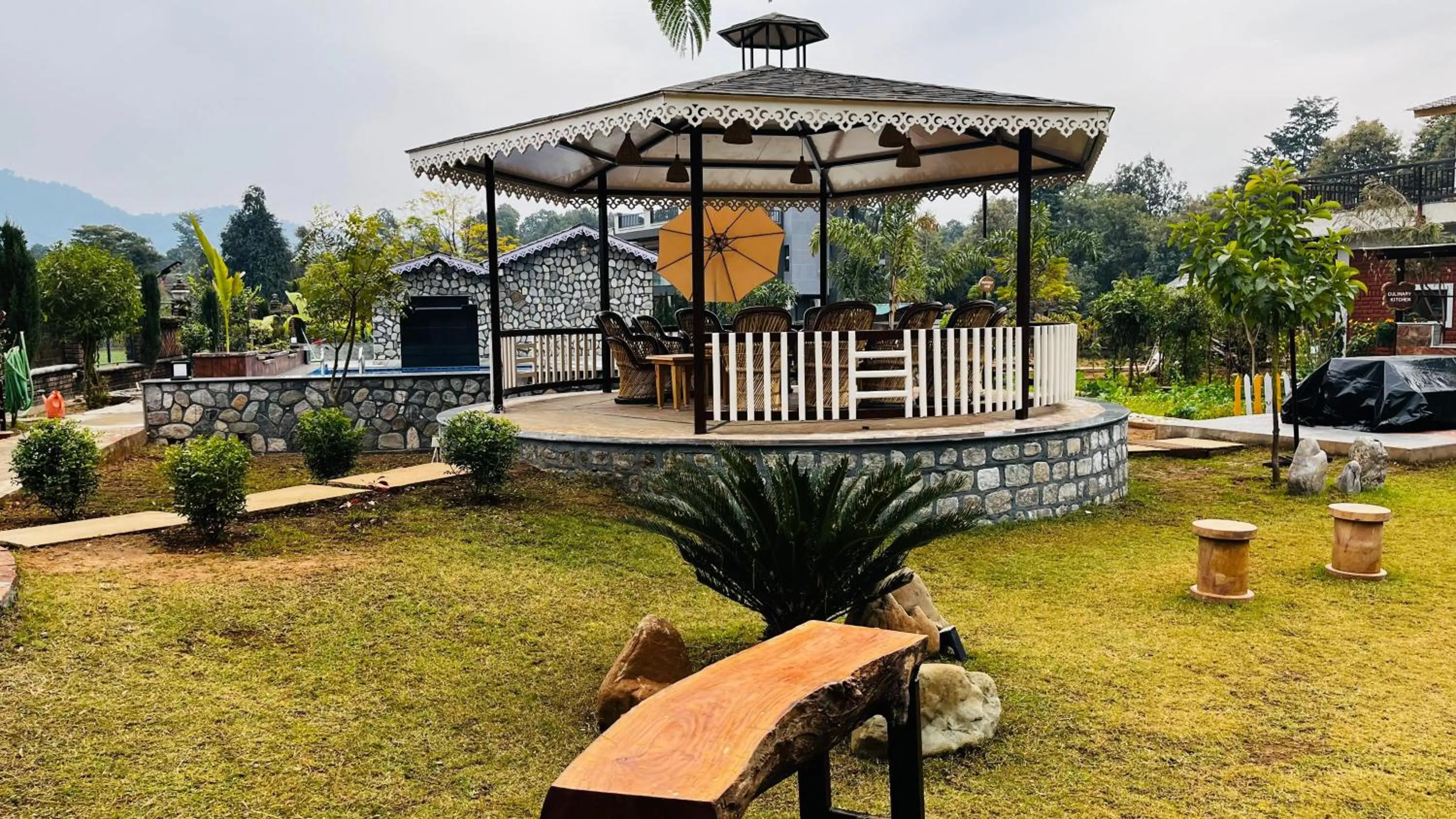 Garden in Vanhills - Luxury Home Stay in Jim Corbett