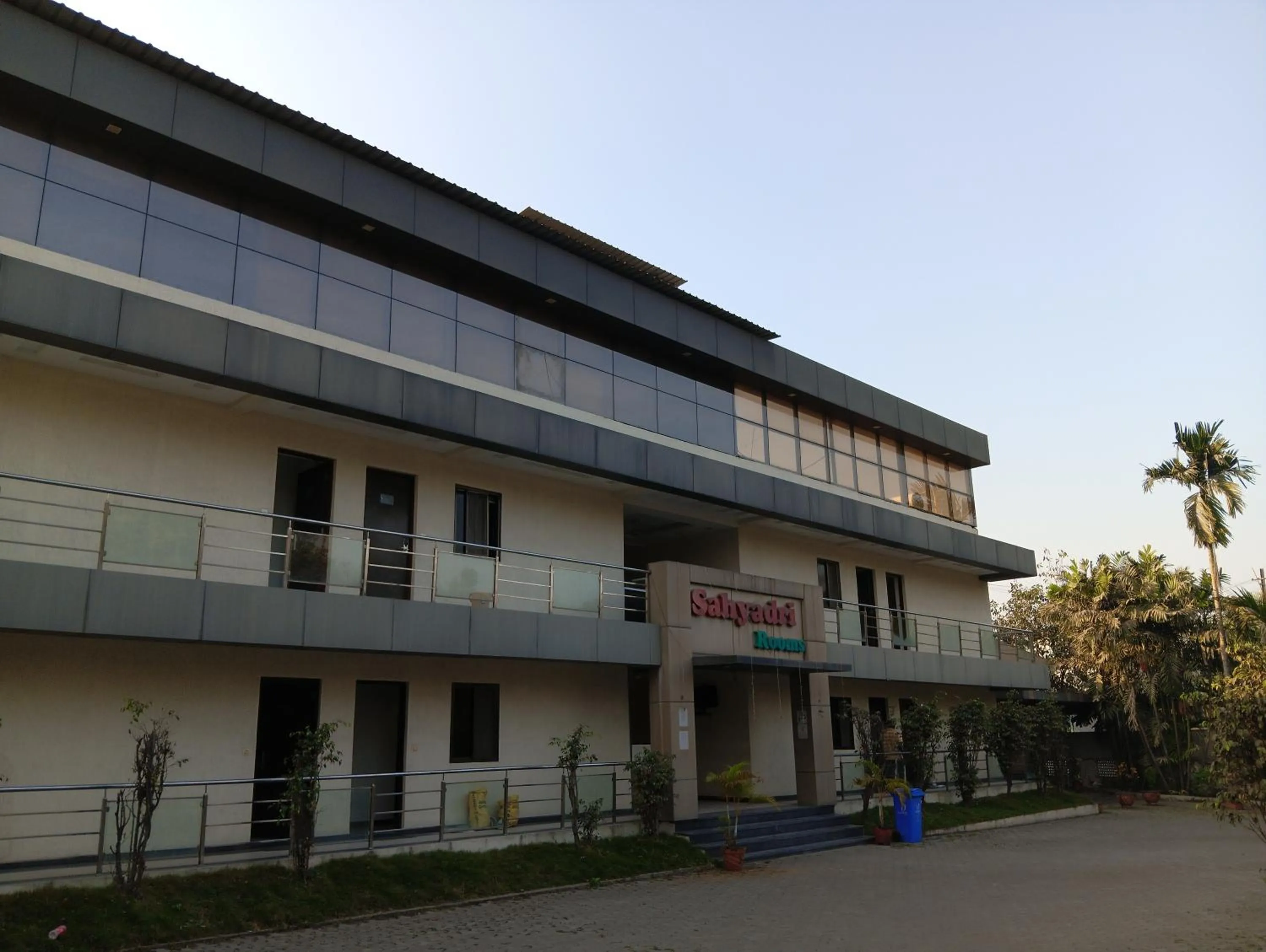Hotel Sahyadri