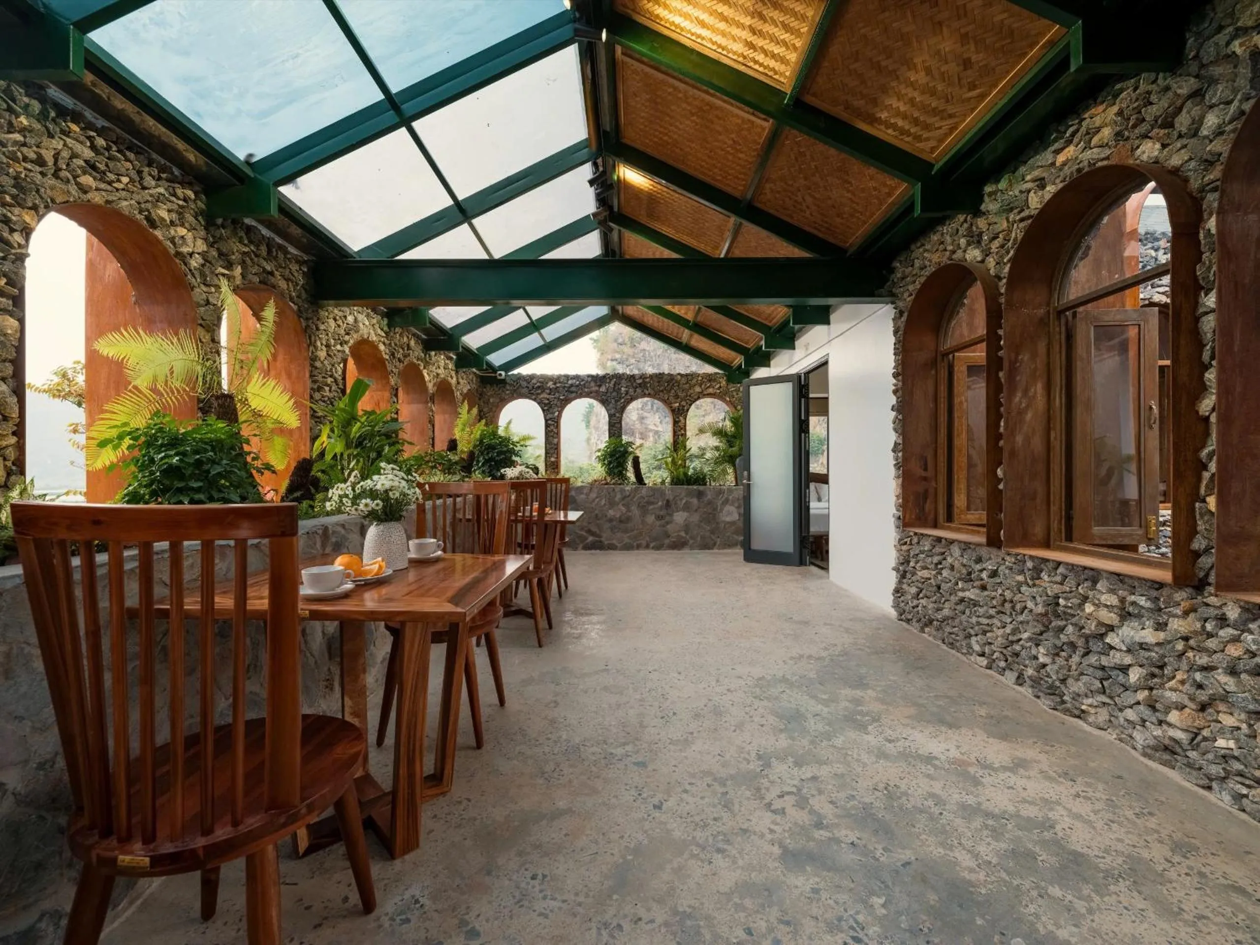 Dining area in Ailee Villa&Hotel TamCoc
