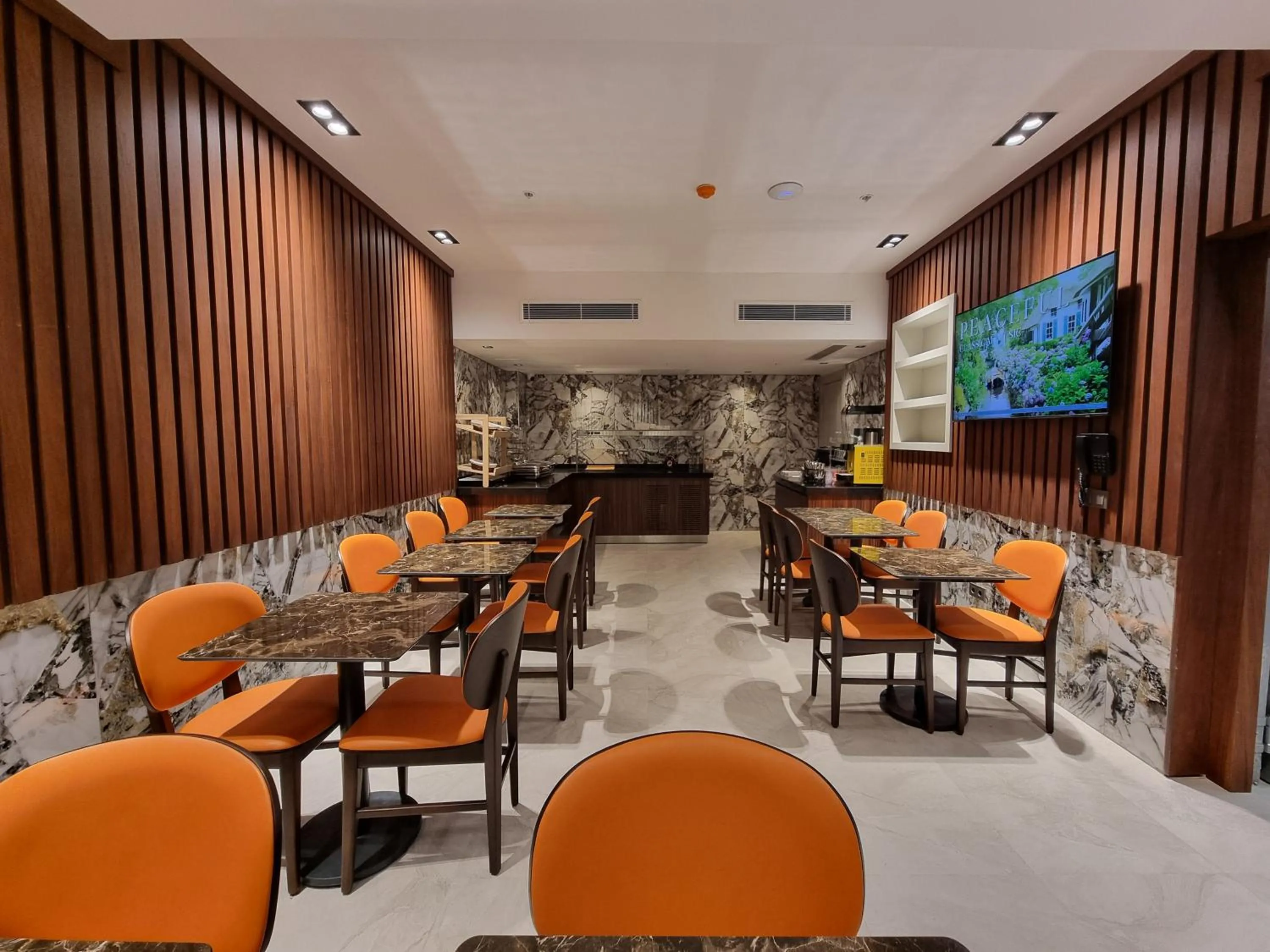 Restaurant/places to eat in RIJJI HOTEL ISTANBUL OLD CiTY