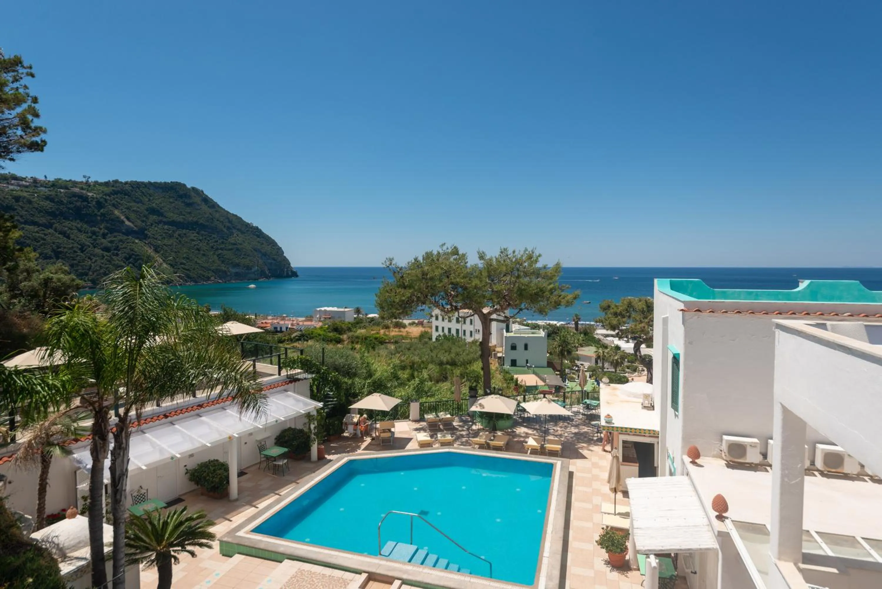 Swimming pool in Hotel Villa Bianca