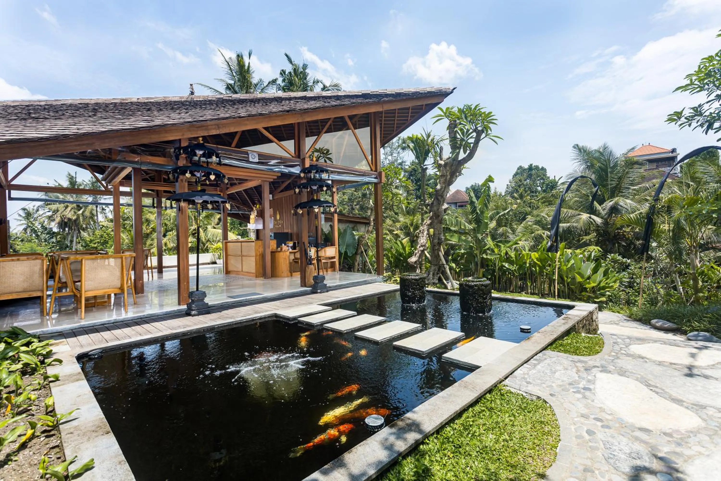 Lobby or reception in The Pulu Villas by GenuineHost