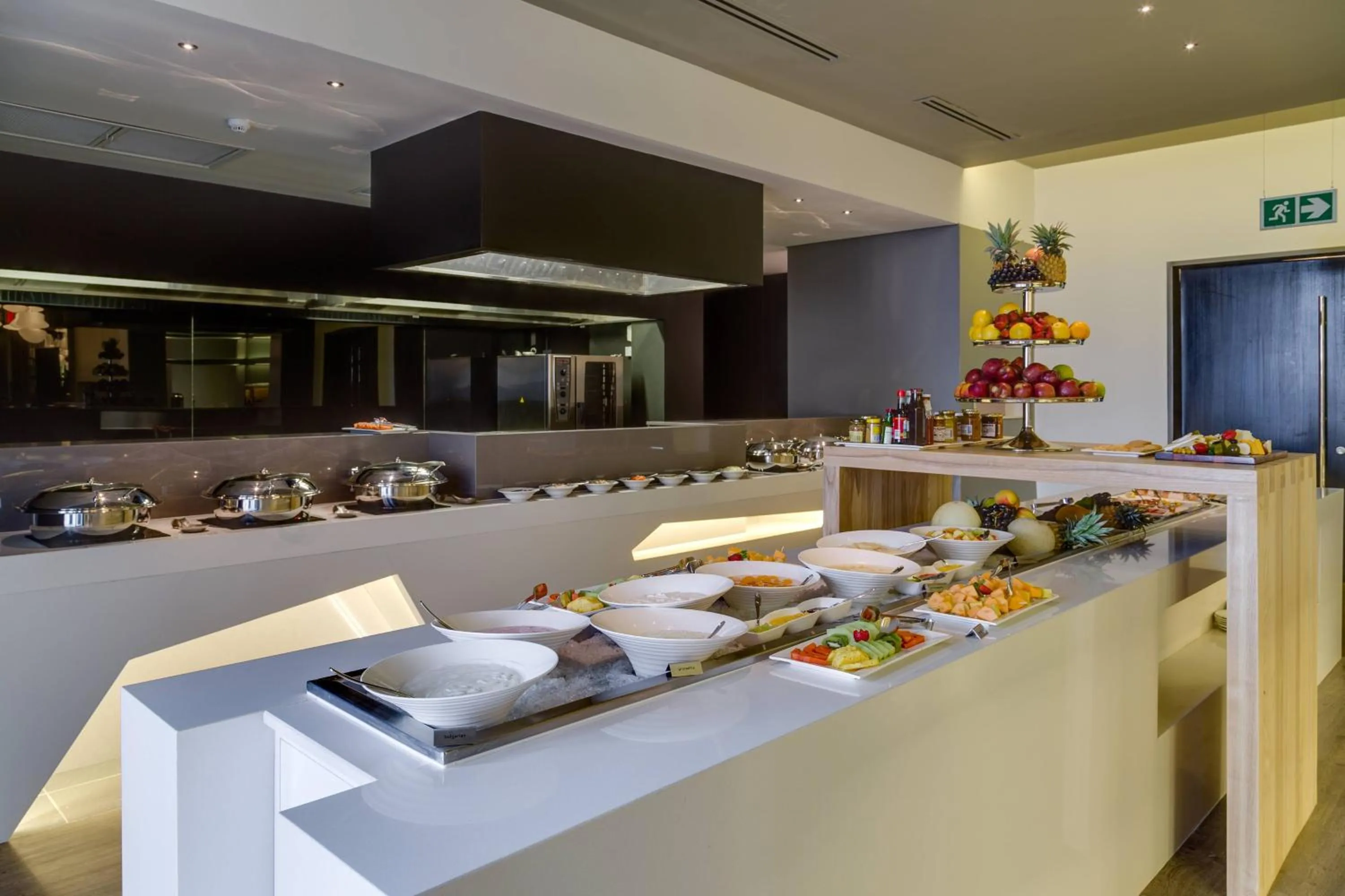 Breakfast in Protea Hotel Fire & Ice! by Marriott Pretoria Menlyn