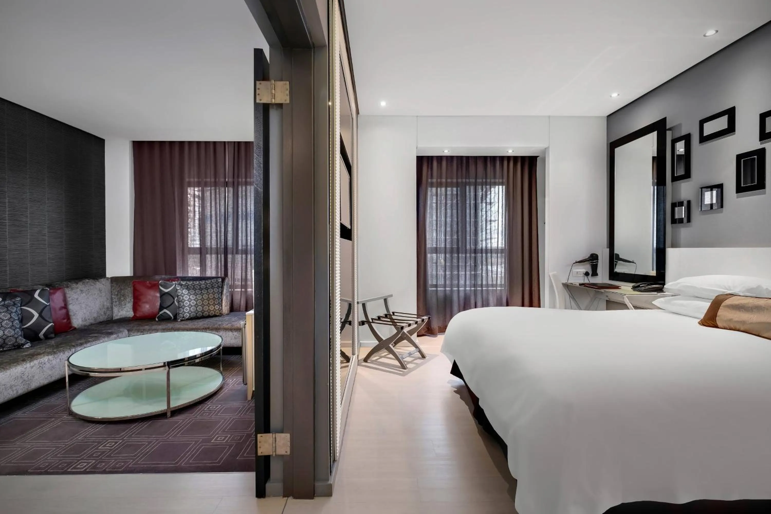 Bedroom, Bed in Protea Hotel Fire & Ice! by Marriott Pretoria Menlyn