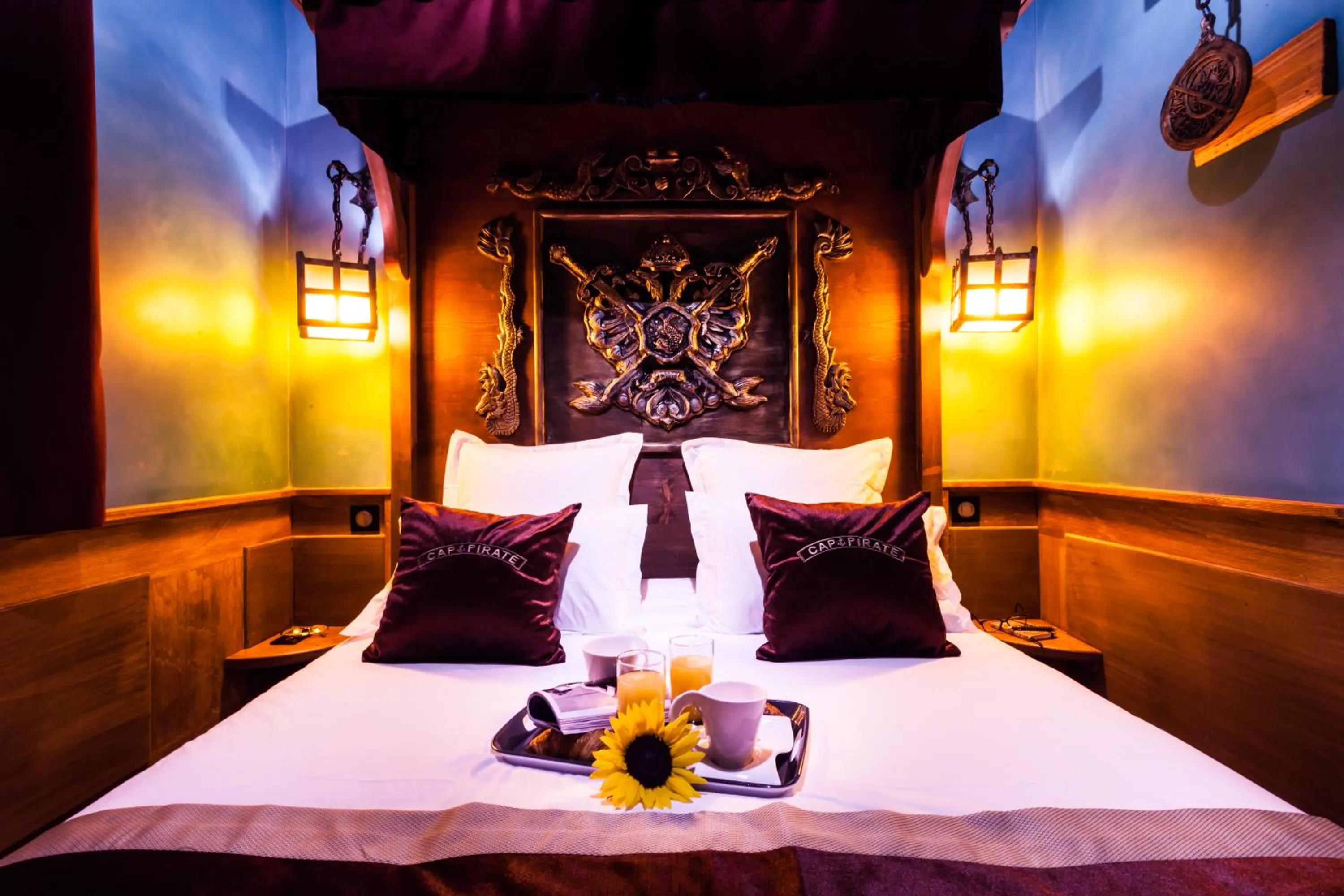 Bed in Hôtel Cap Pirate