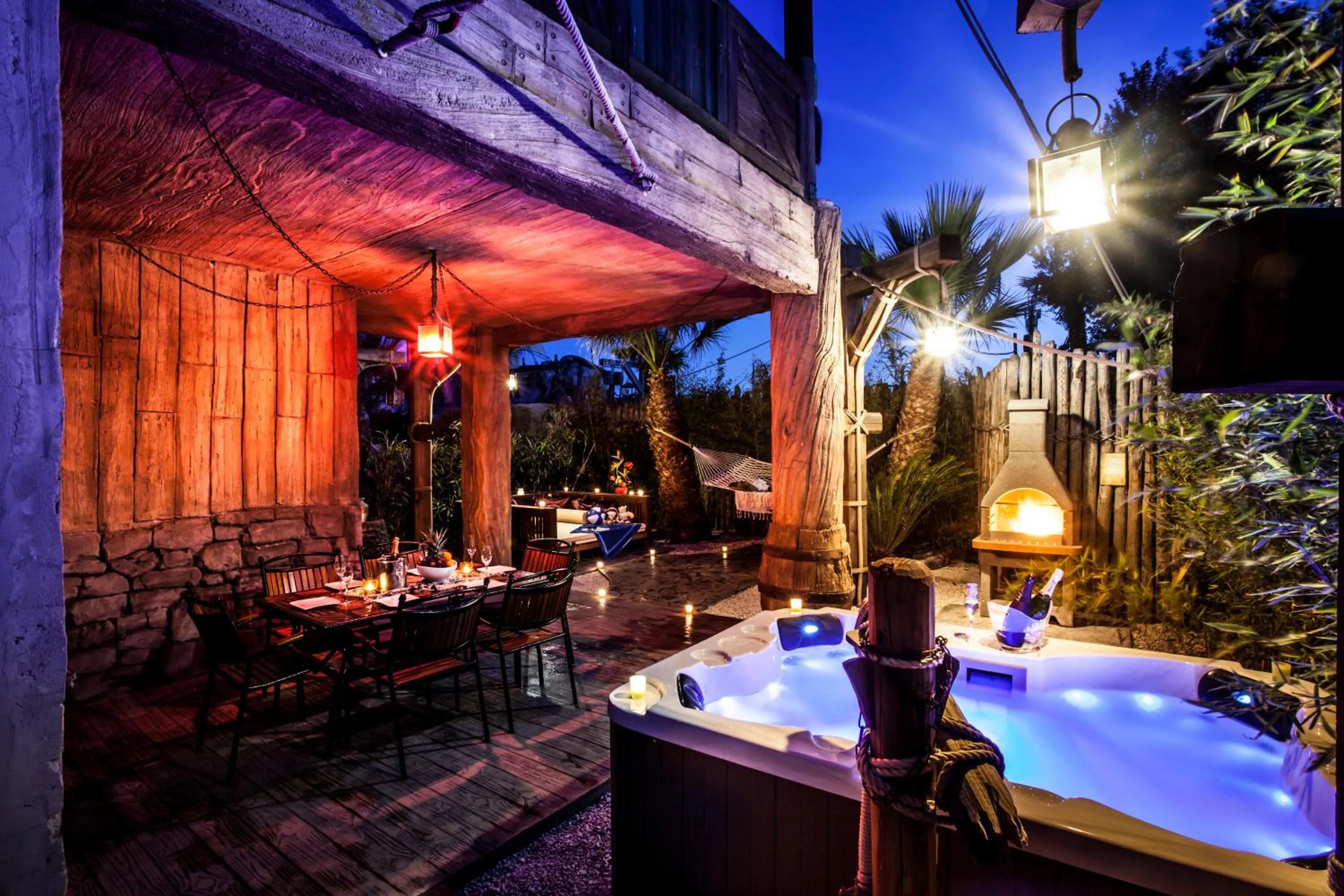 Patio in Hôtel Cap Pirate